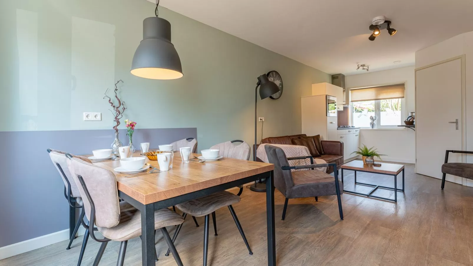 Tiny house Zwarte Mees-Dining room