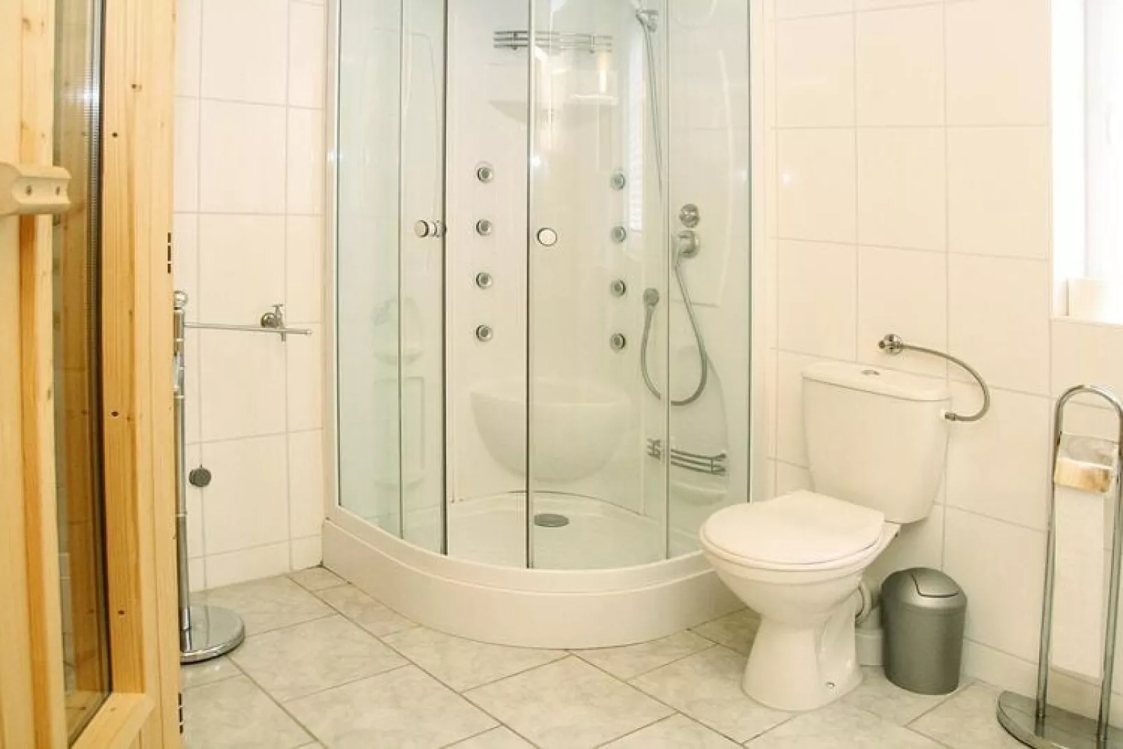 Ferienhaus Reet 65 qm-Bathroom