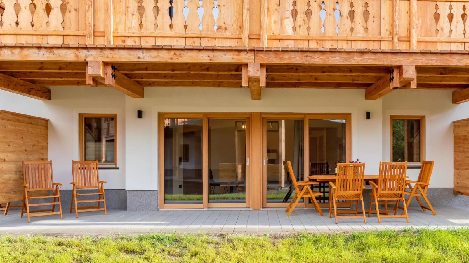 AlmApARTment Mauterndorf Pichl 7-2-Terrassenbalkon