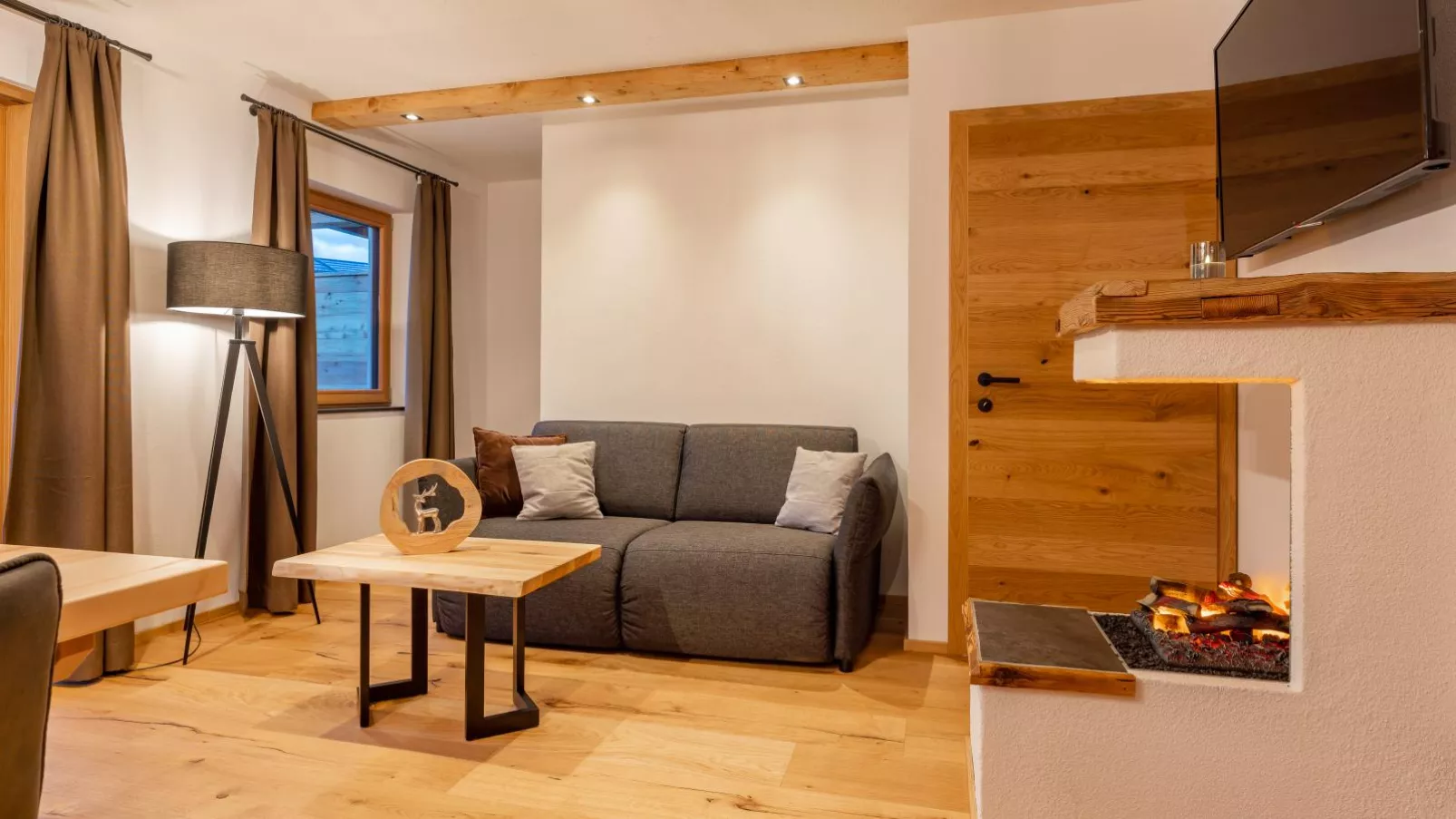 AlmApARTment Mauterndorf Pichl 7-3-Living room