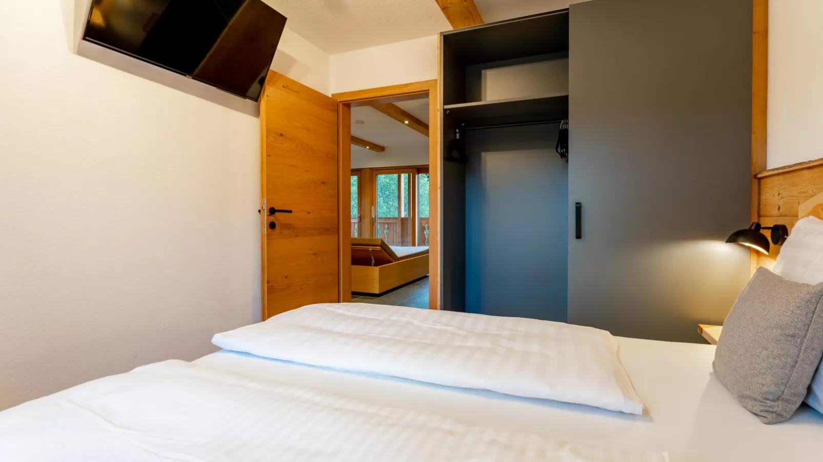 AlmApARTment Mauterndorf Pichl 7-3-Bedroom