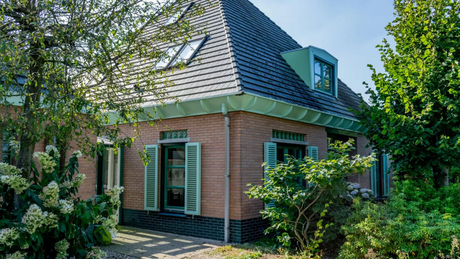 De Spannevogel-Exterior summer