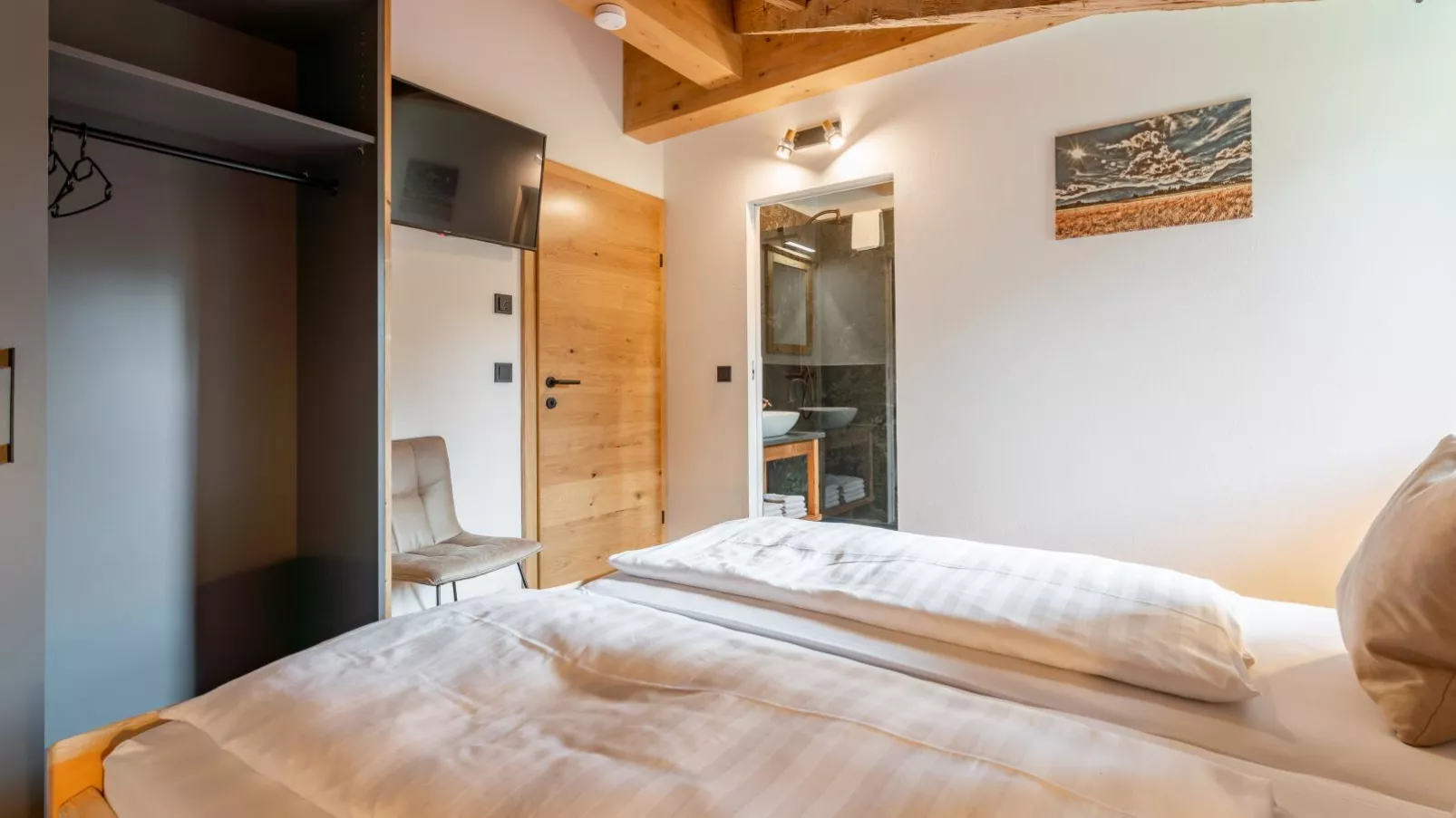 AlmApARTment Mauterndorf Pichl 8-3-Bedroom