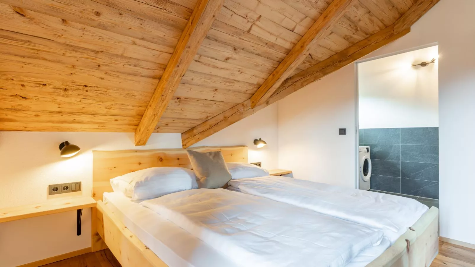 AlmApARTment Mauterndorf Pichl 8-3-Bedroom