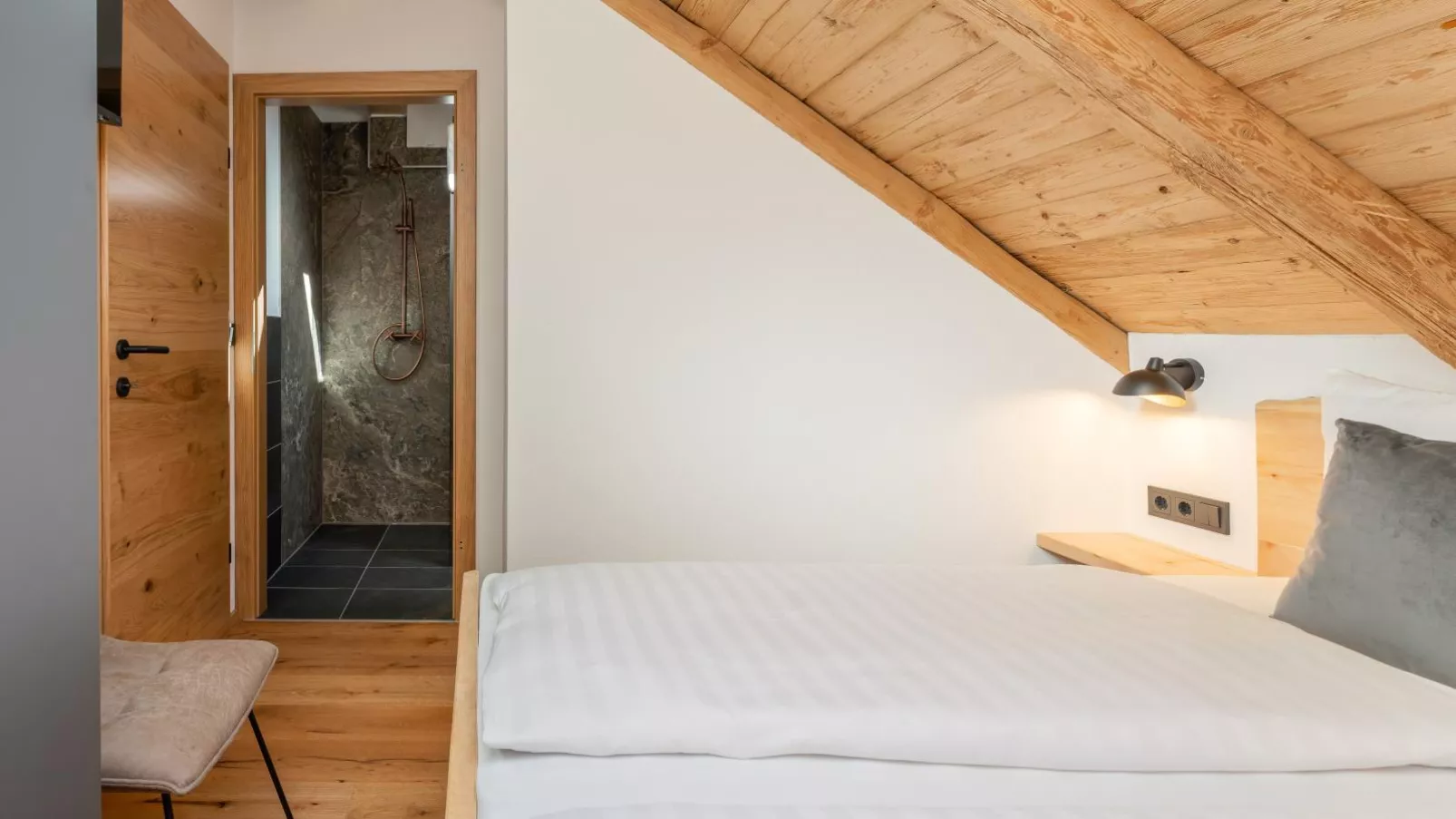 AlmApARTment Mauterndorf Pichl 9-4-Bedroom