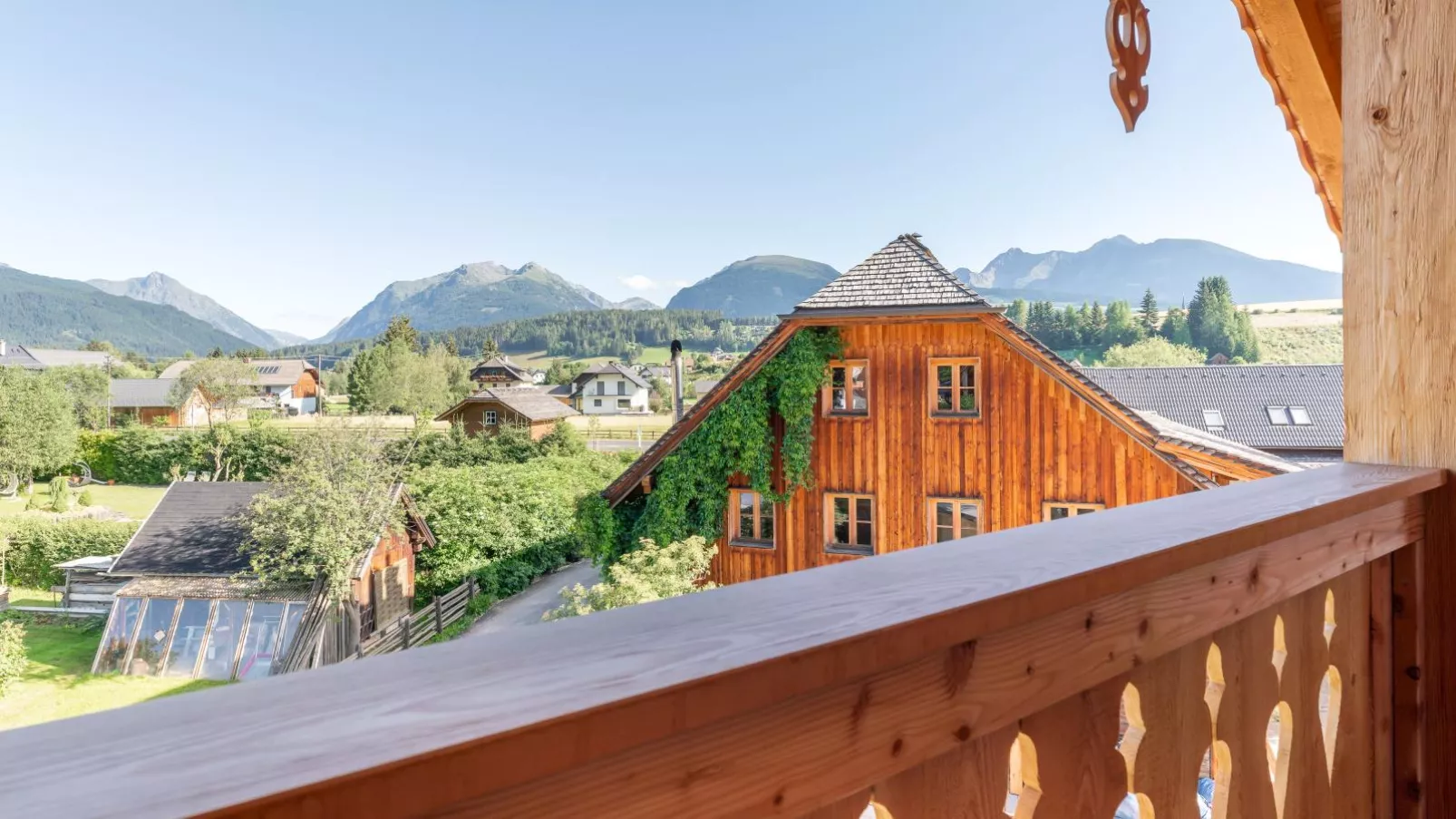 AlmApARTment Mauterndorf Pichl 9-4-Terrace balcony