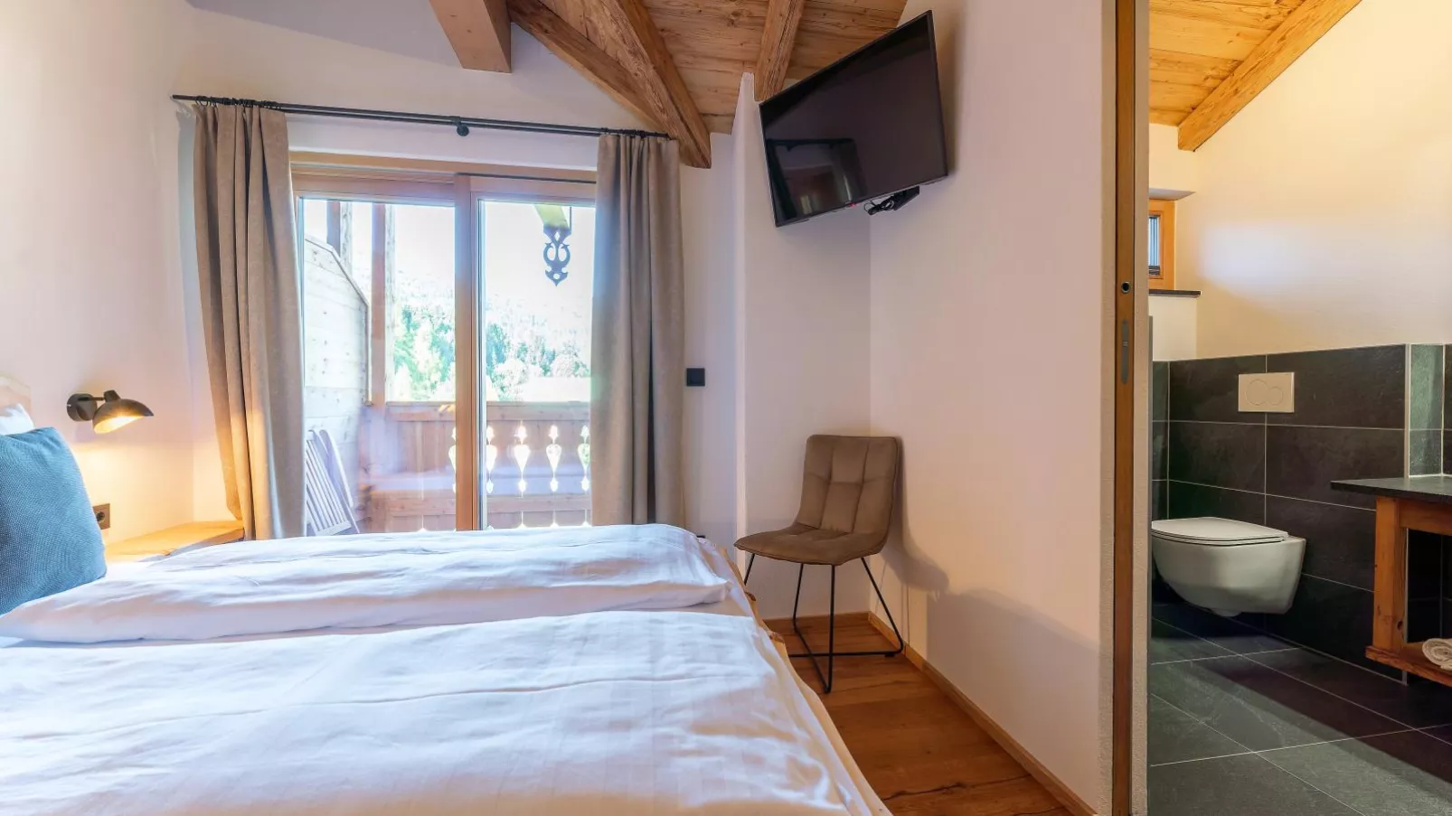 AlmApARTment Mauterndorf Pichl 9-4-Bedroom