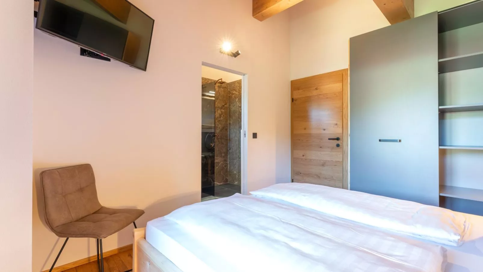 AlmApARTment Mauterndorf Pichl 9-4-Bedroom