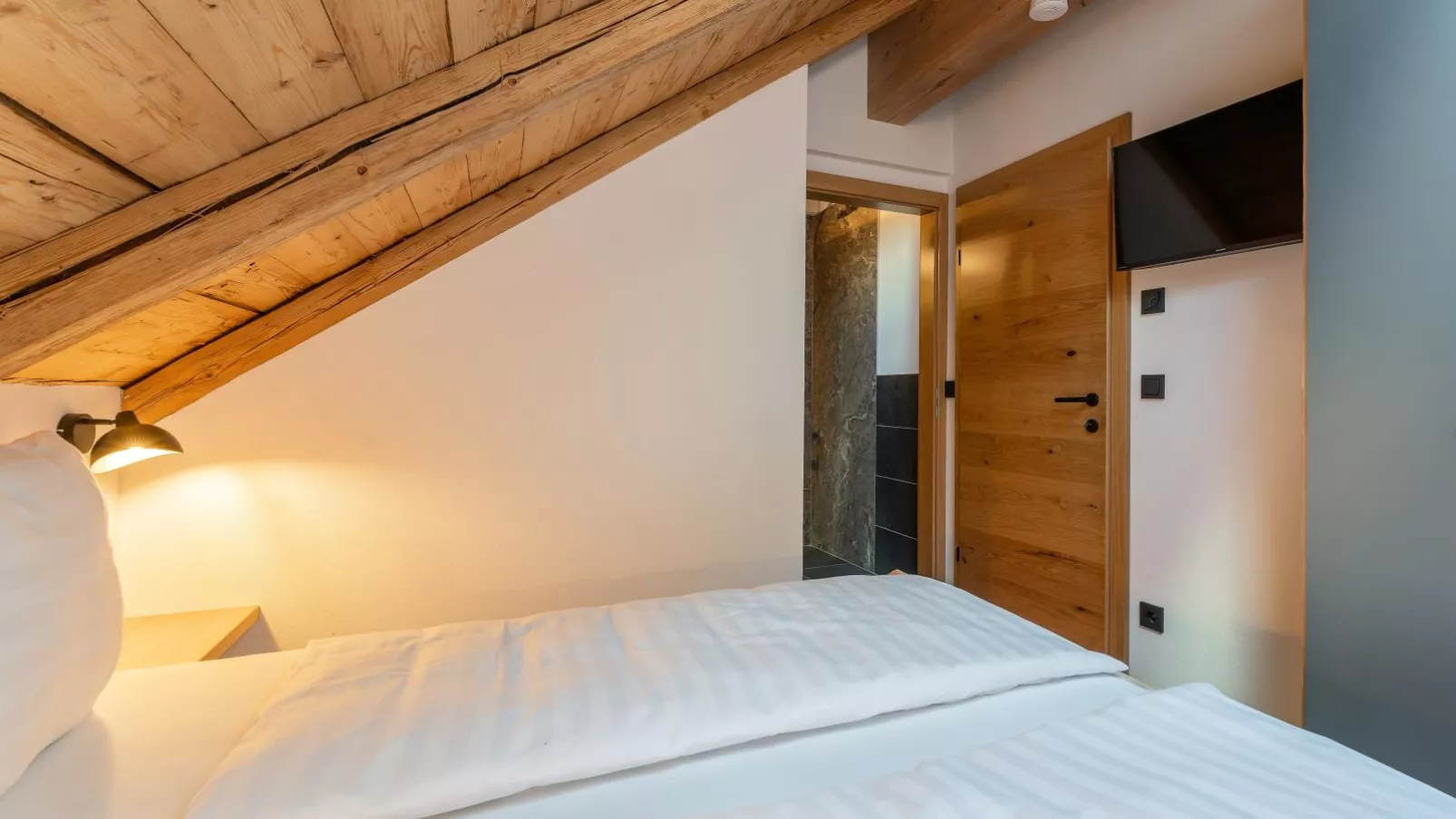 AlmApARTment Mauterndorf Pichl 9-5-Bedroom