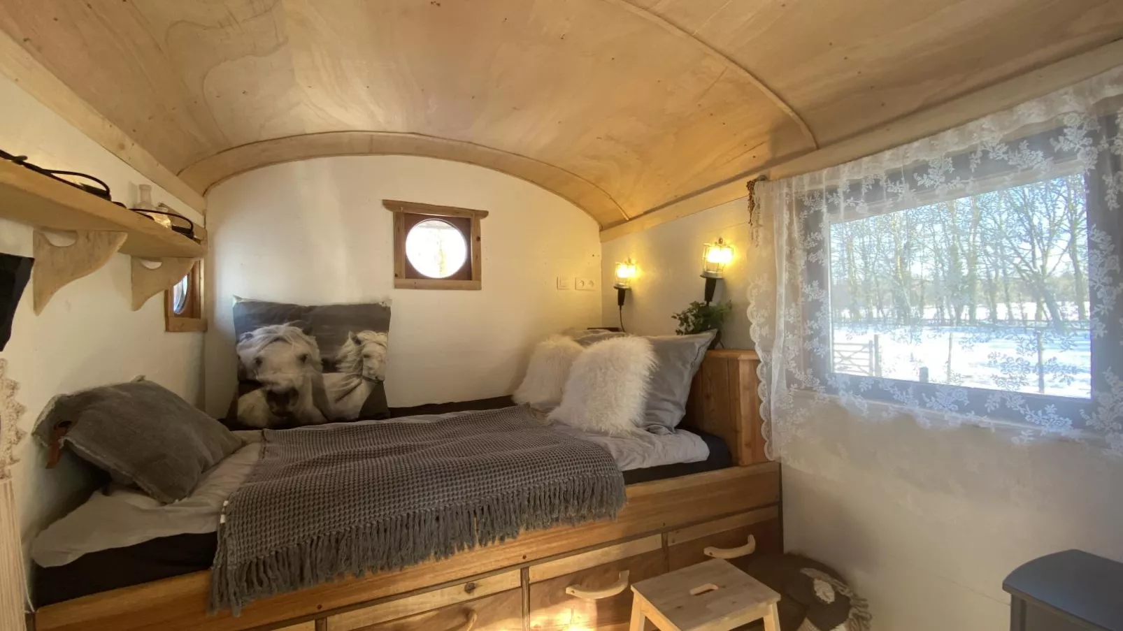 Pipowagen het Oventje-Bedroom