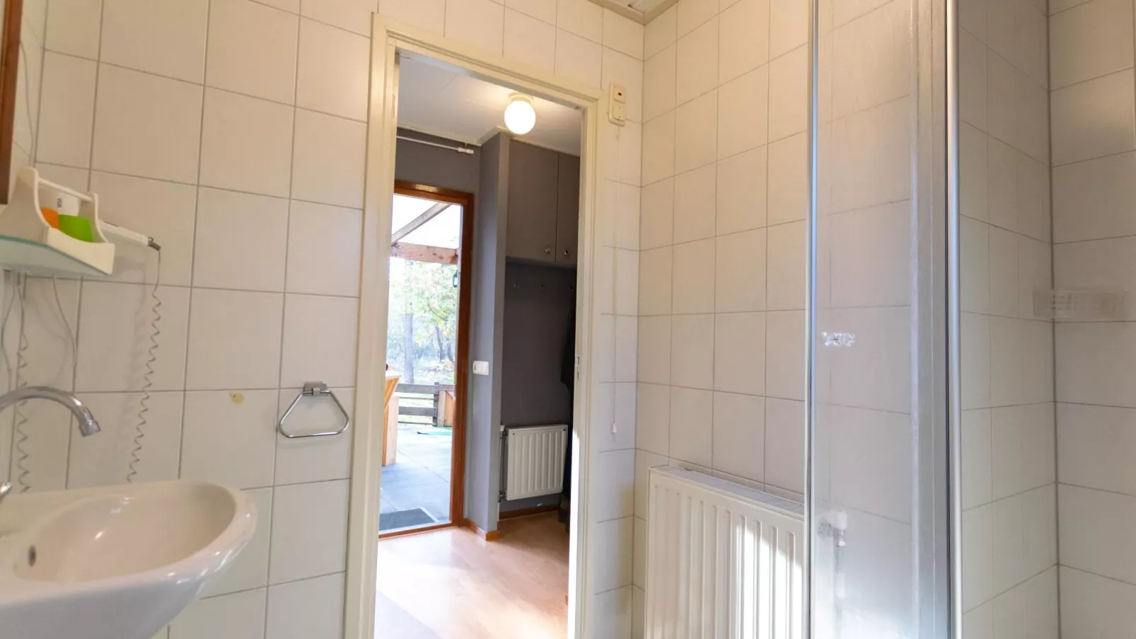 Witte Bungalow-Salle de bain