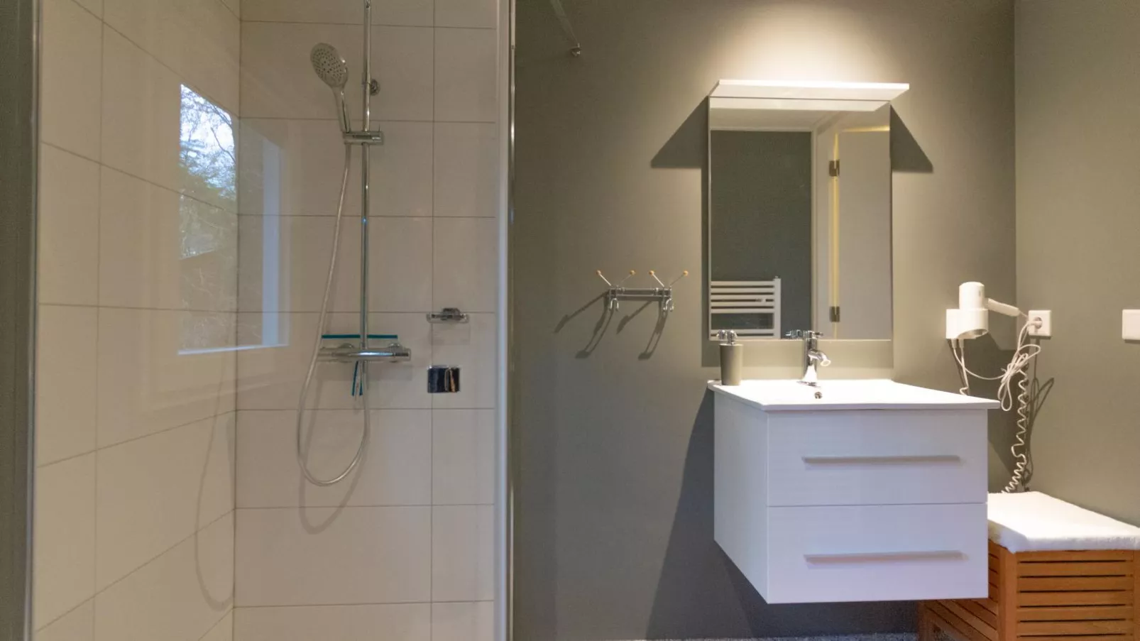 Berghuisje-Bathroom