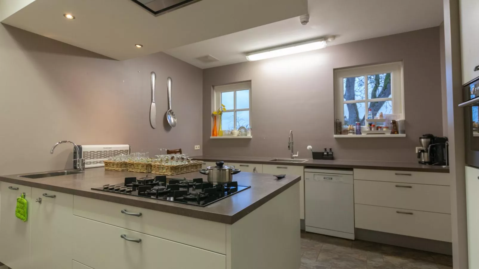 Lodge Slabroek-Kitchen