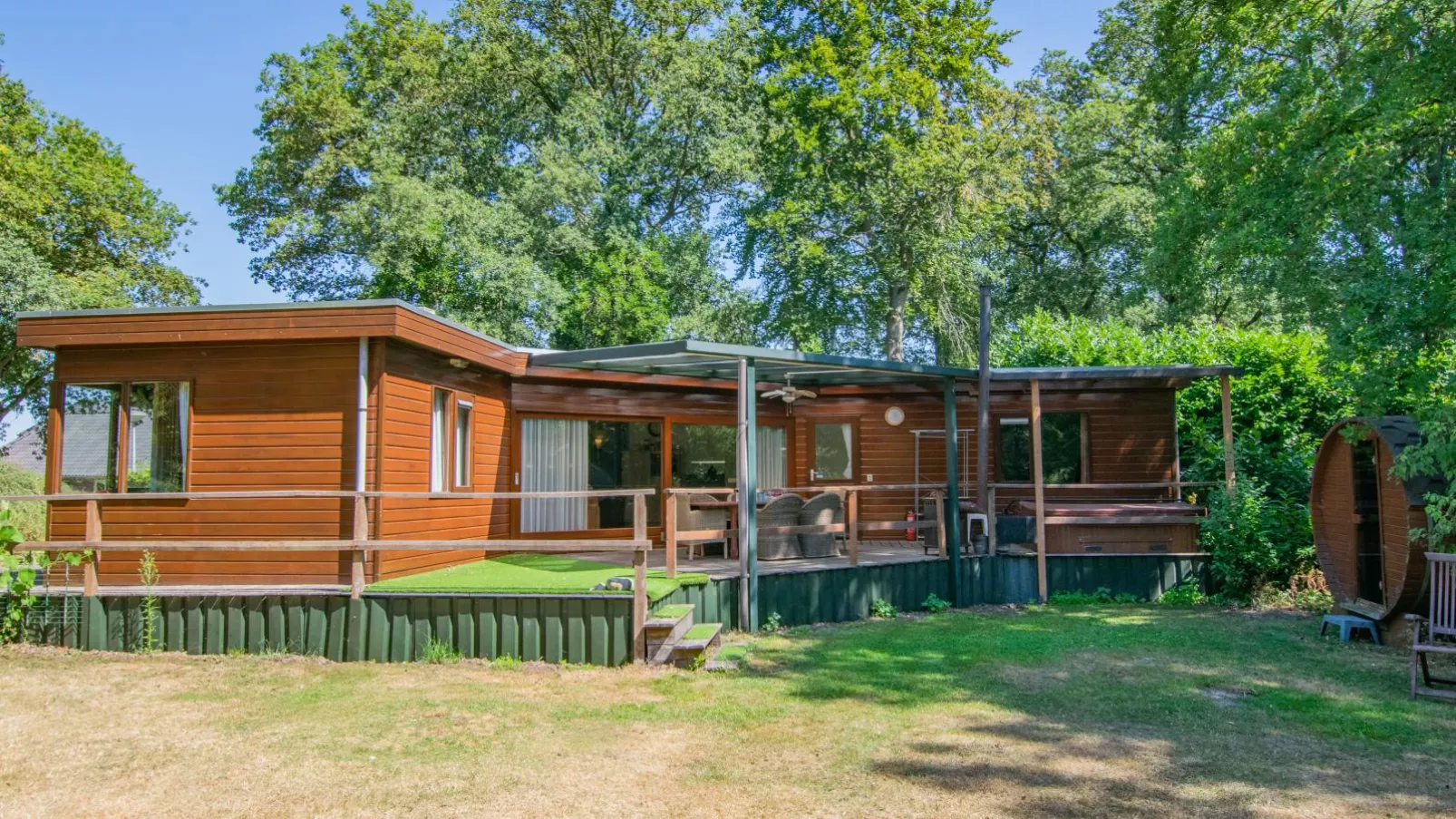 Villa Maashorst-Exterior summer