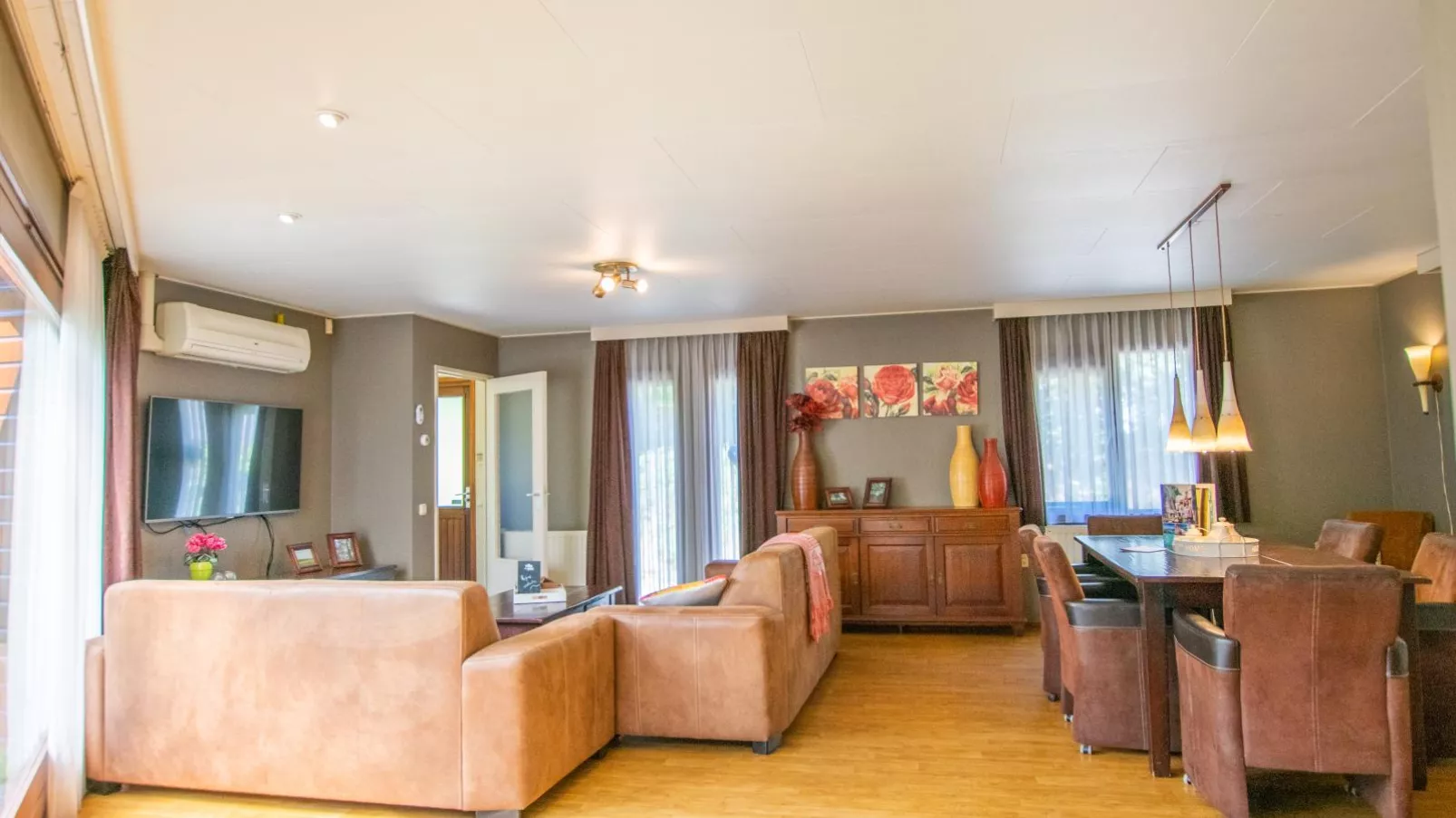 Villa Maashorst-Living room