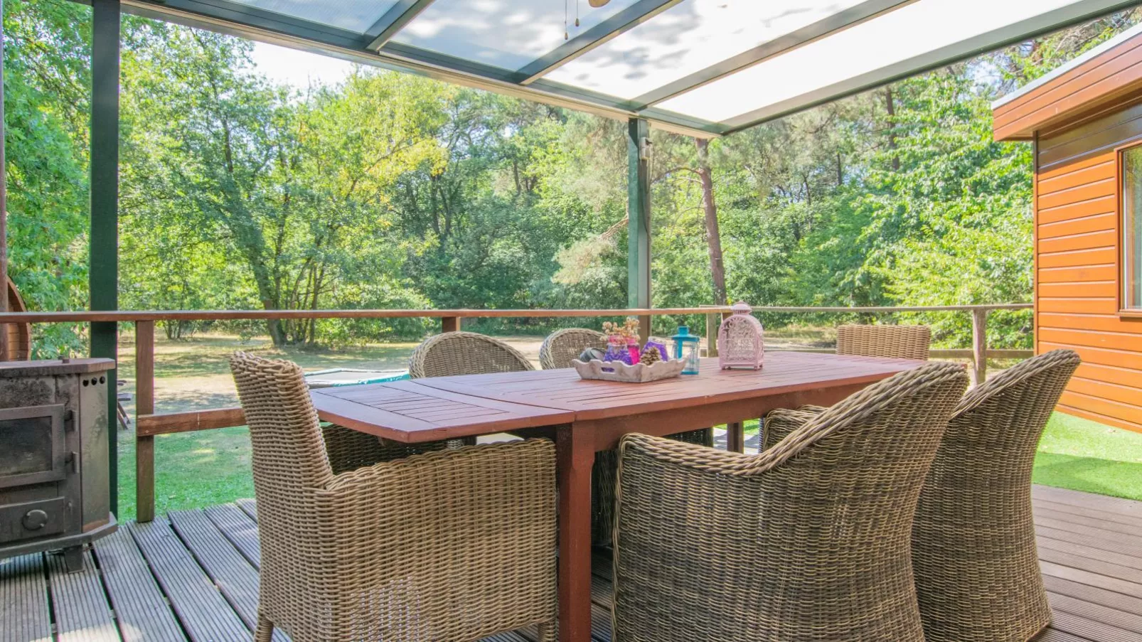 Villa Maashorst-Terrace balcony