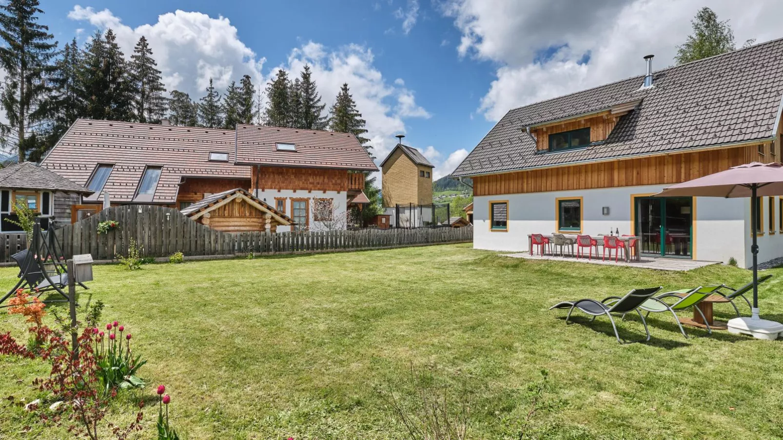 Murtal Chalet-Gardens summer