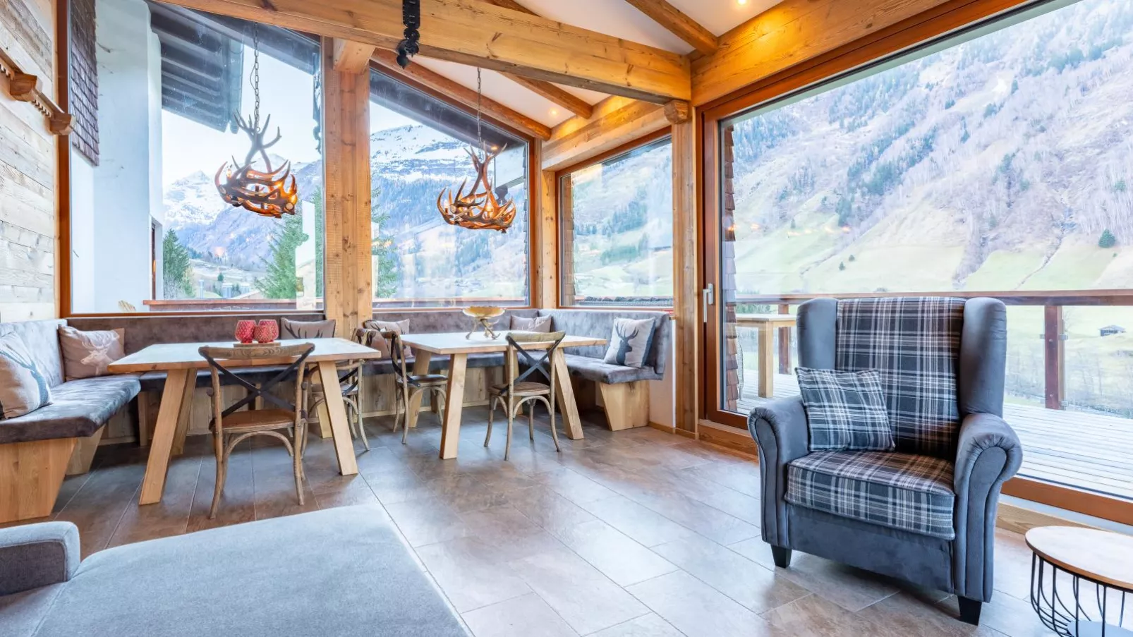 Spykerhütte-Dining room