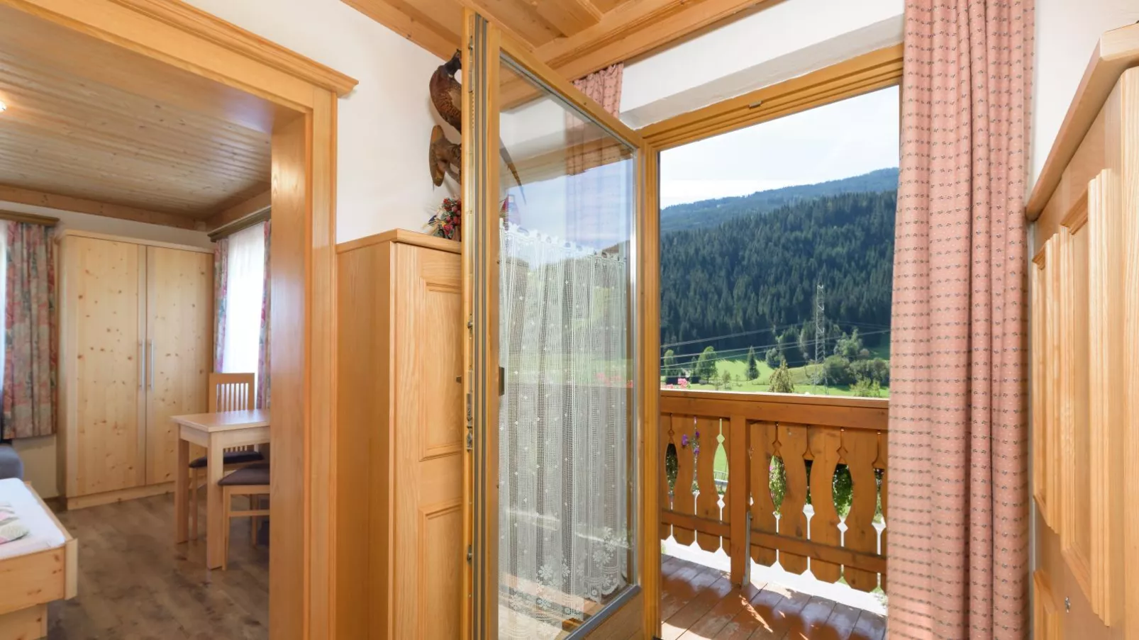Haus Tanja-Schlafzimmer