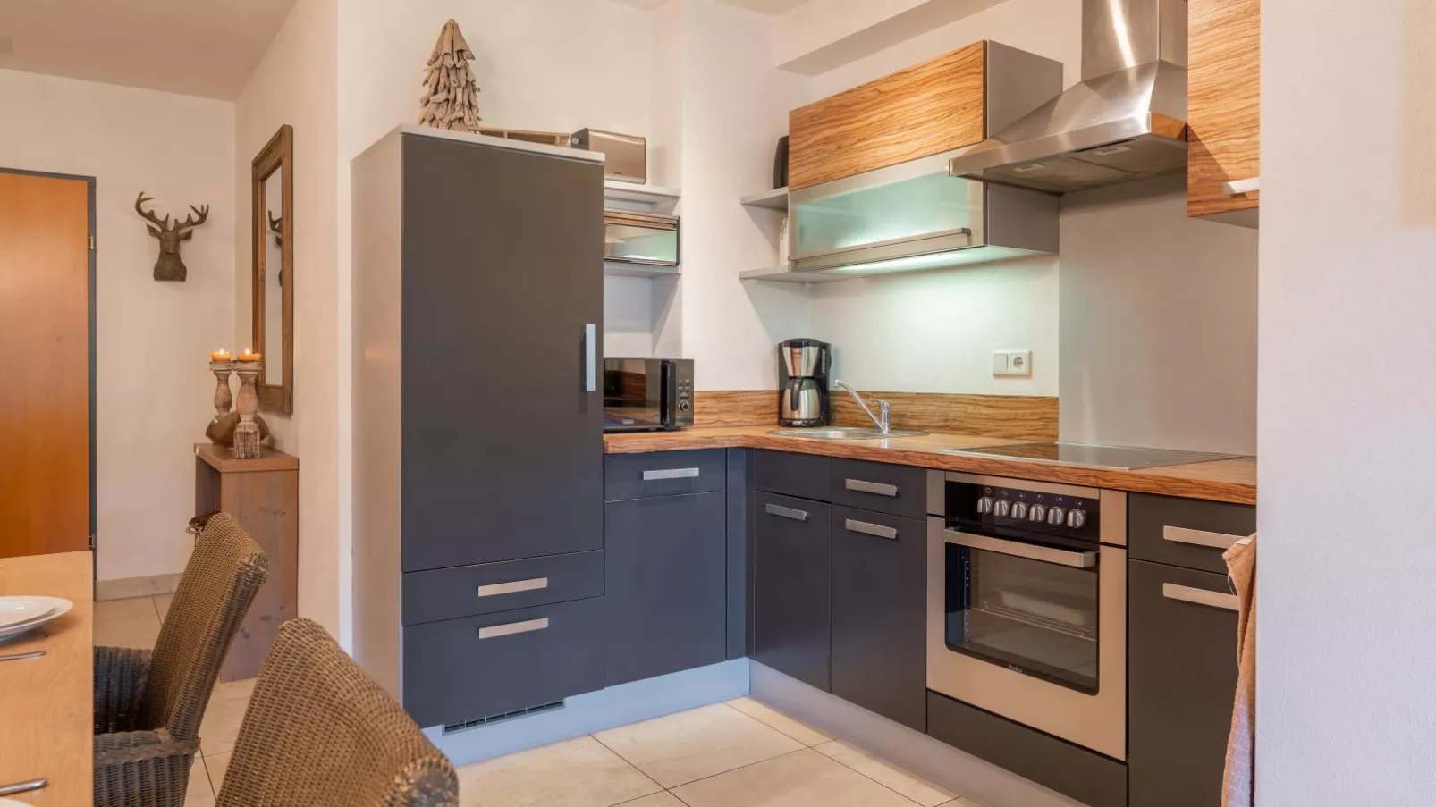 Style Apartment Kaprun - Top 9 - By Villa for You-Kitchen