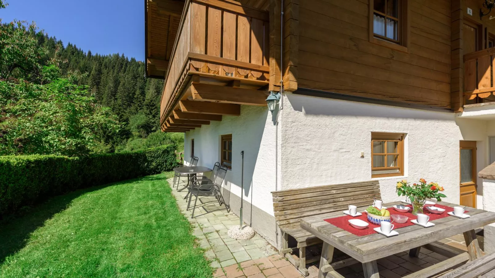 Schüttbach-Terrace balcony