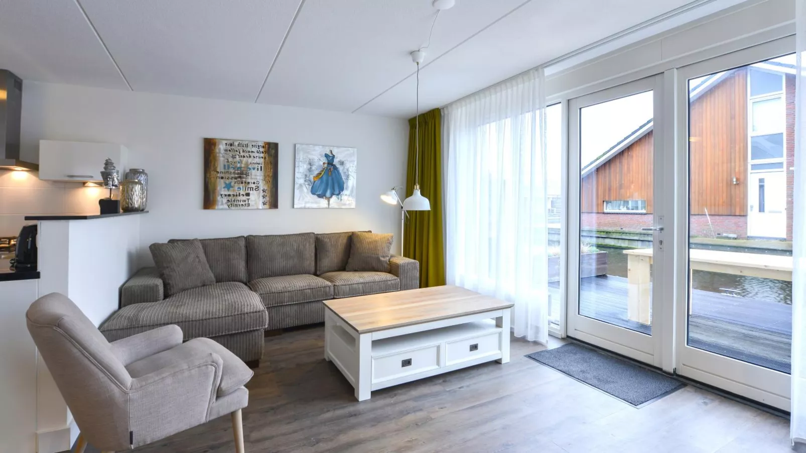 Assum II-Living room