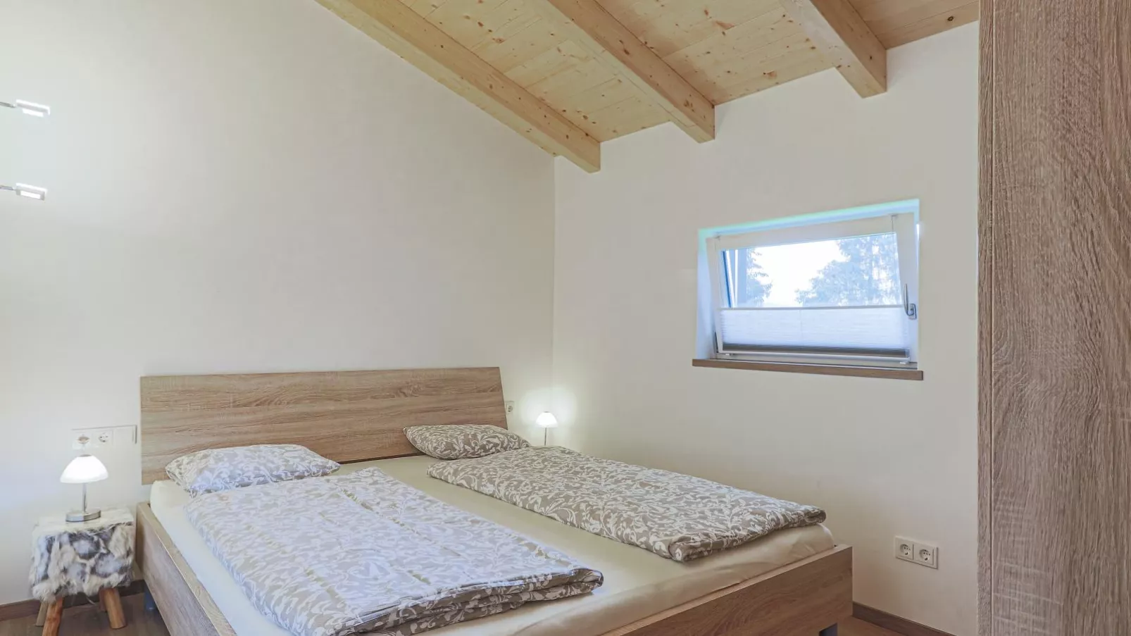 Michelle Top 1-Bedroom