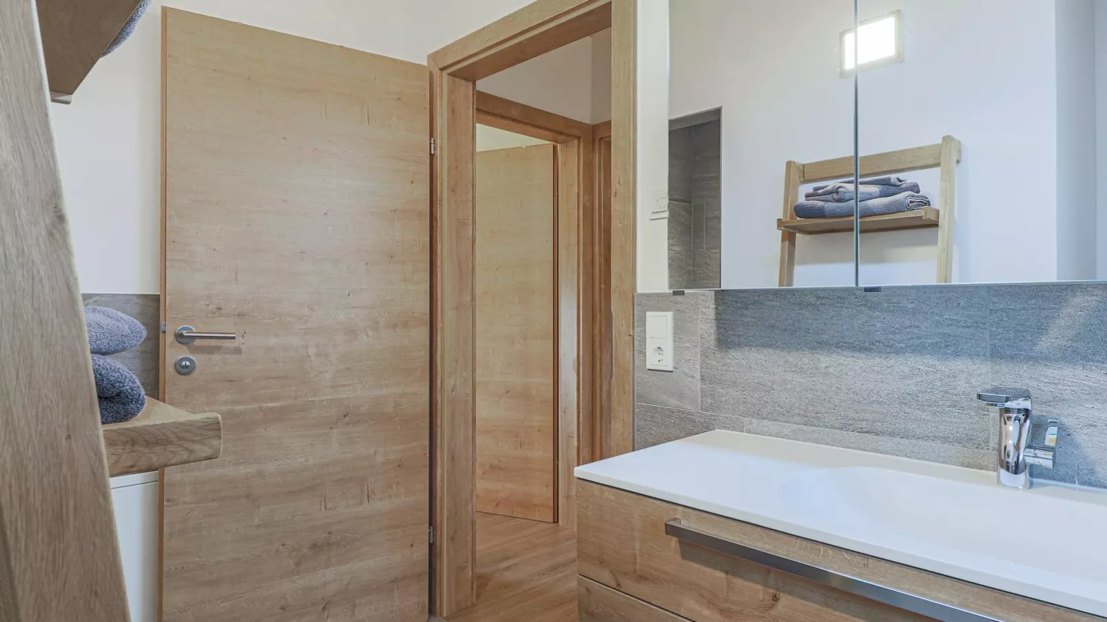 Michelle Top 1-Bathroom
