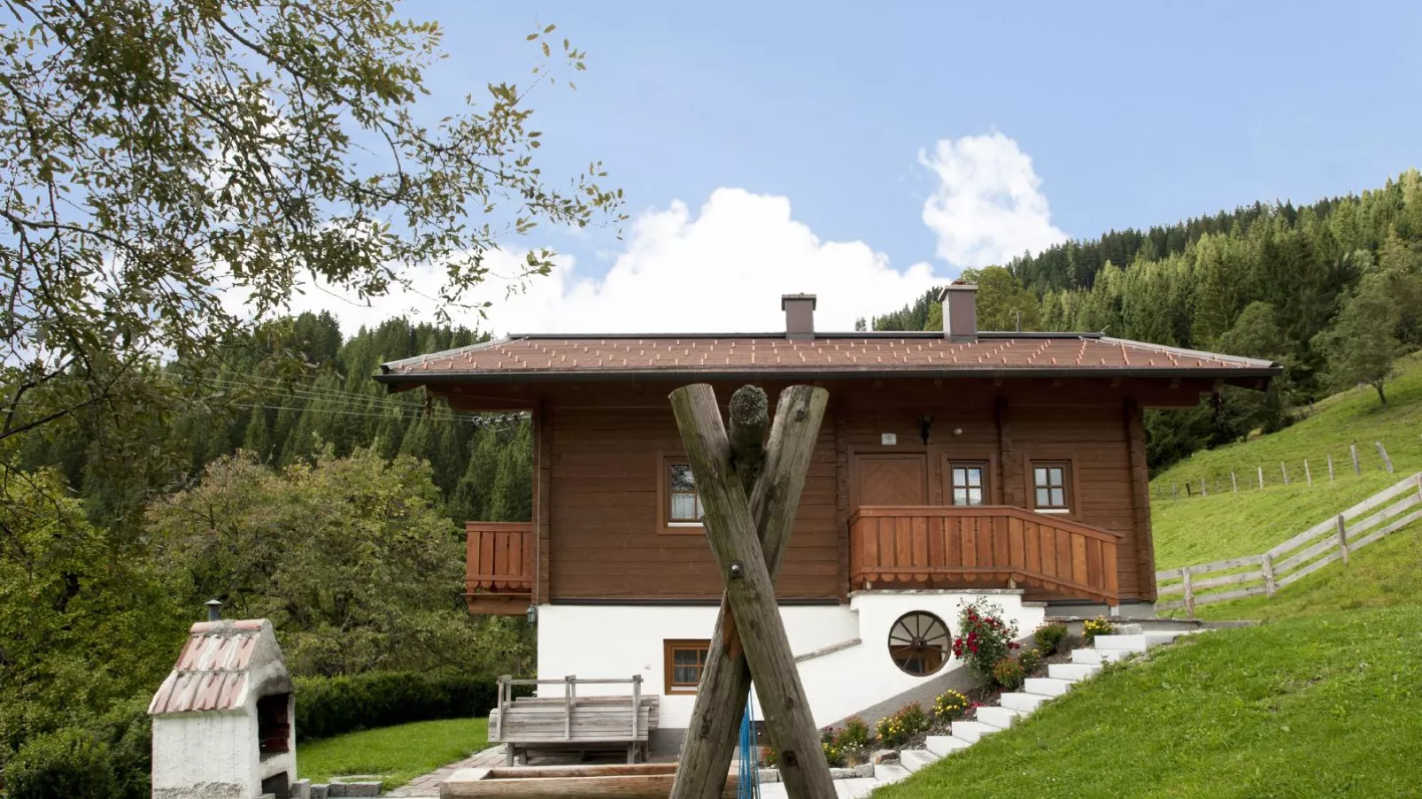Schüttbach-Exterior summer