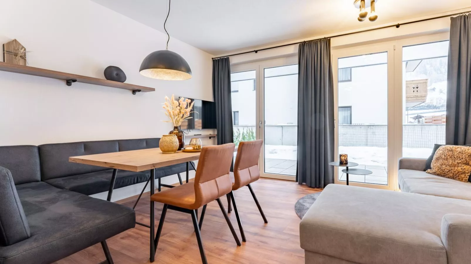 Falken Suites TOP 2-Dining room