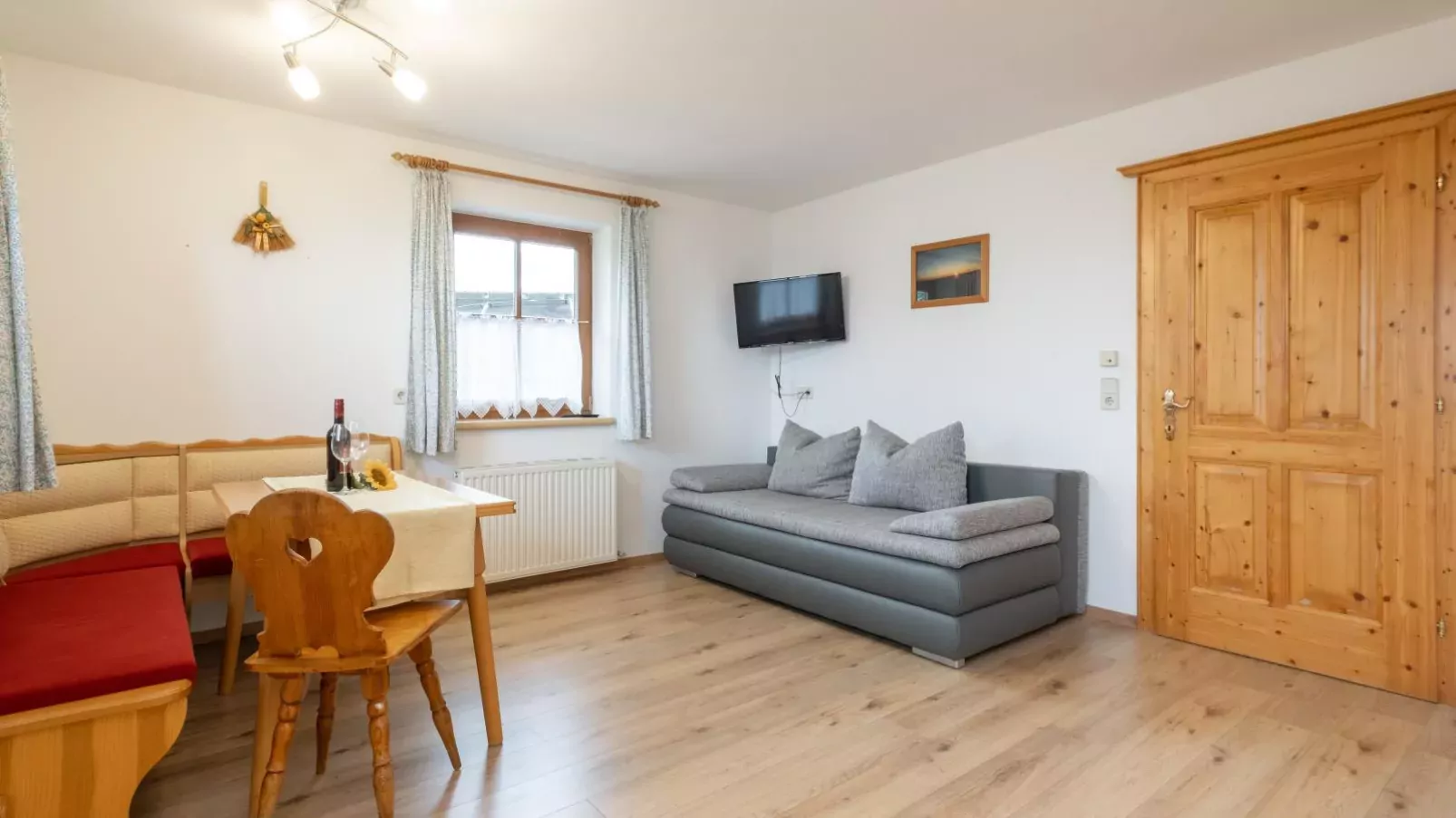Haus Durchegg-Living room