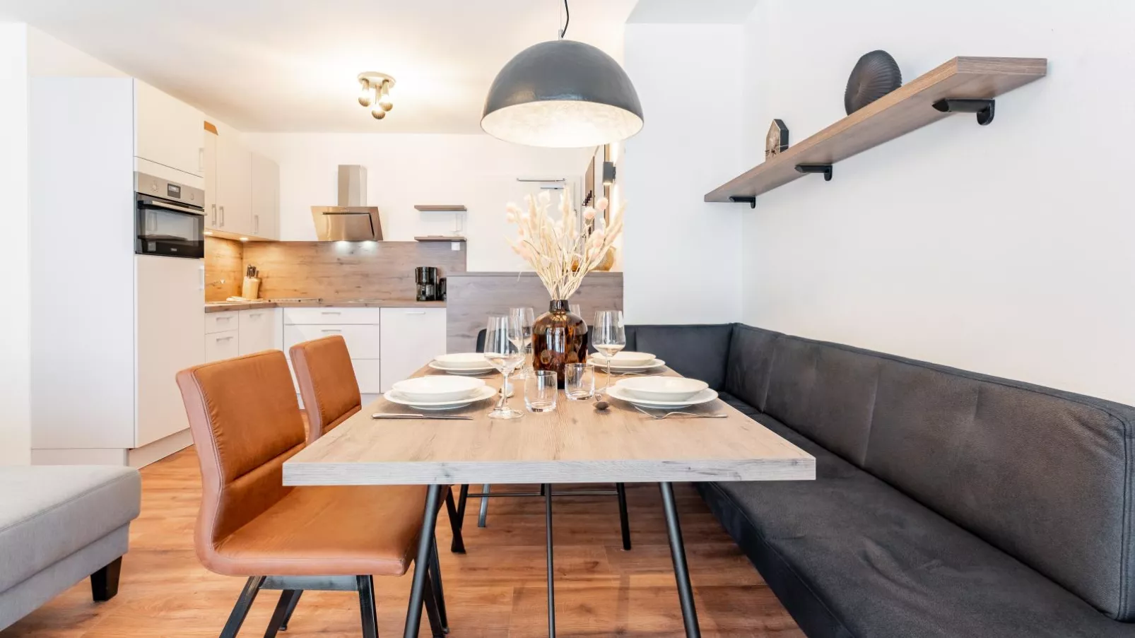 Falken Suites TOP 2-Dining room