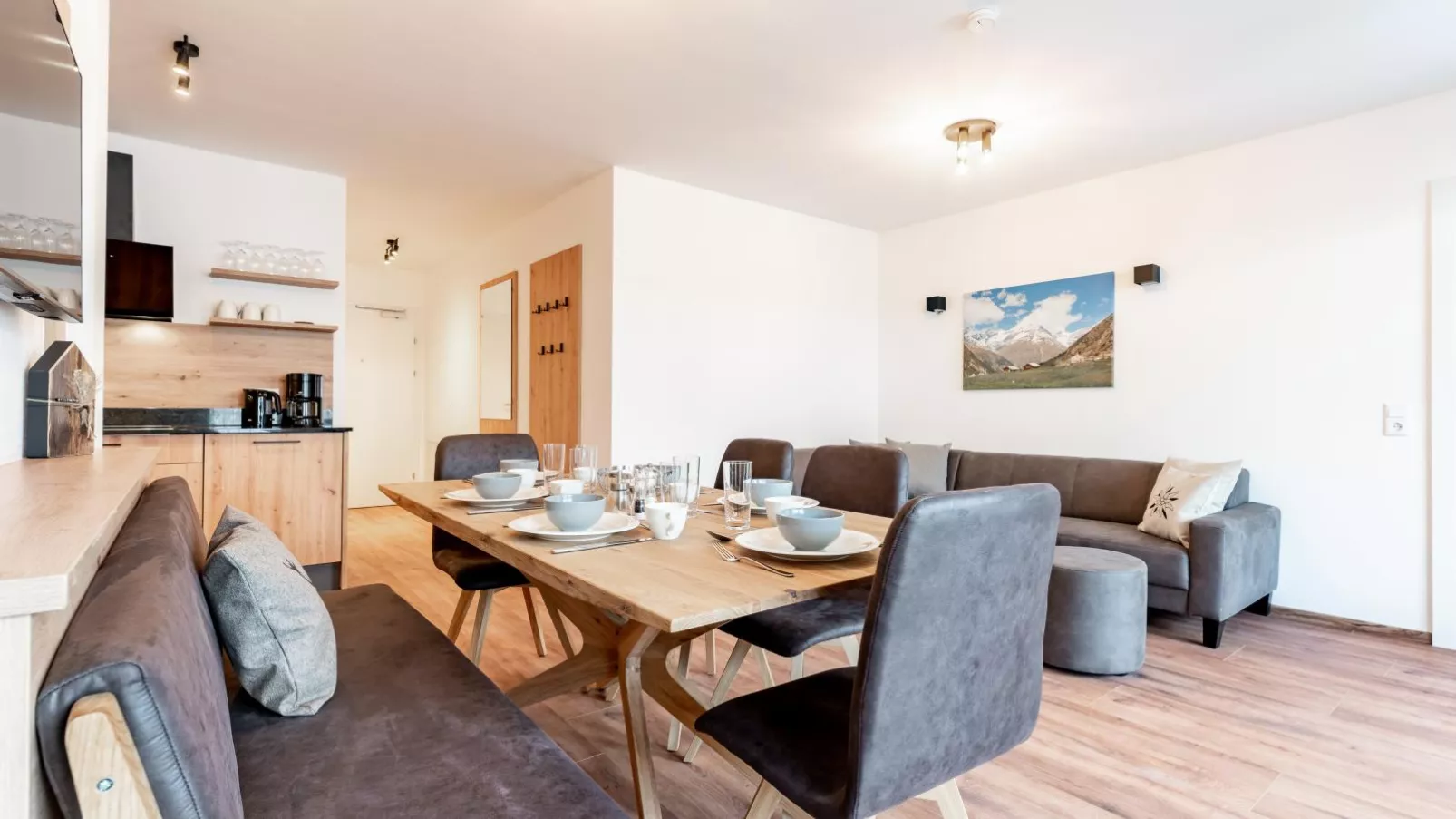 Falken Suites TOP 3-Dining room