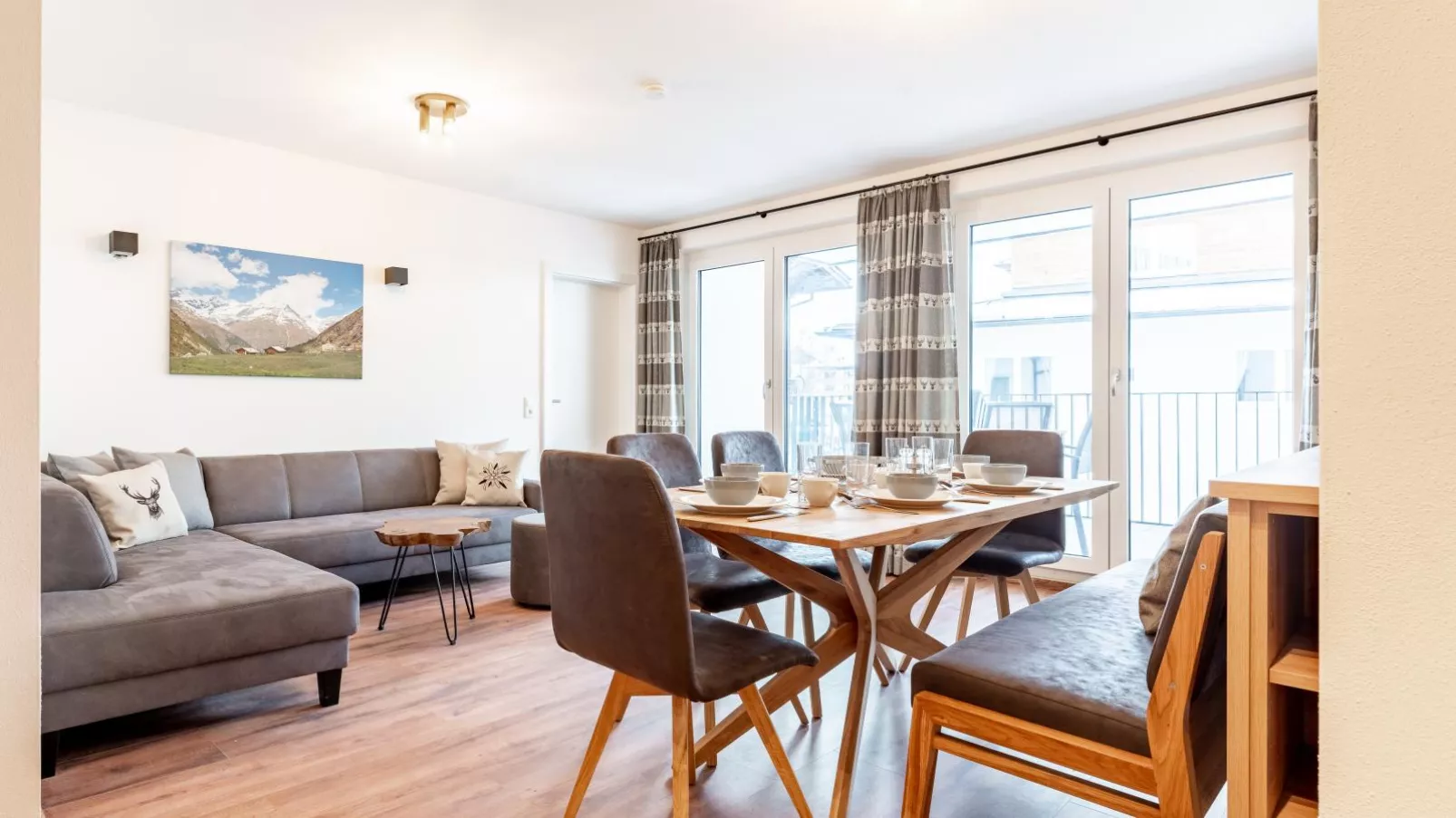Falken Suites TOP 3-Dining room