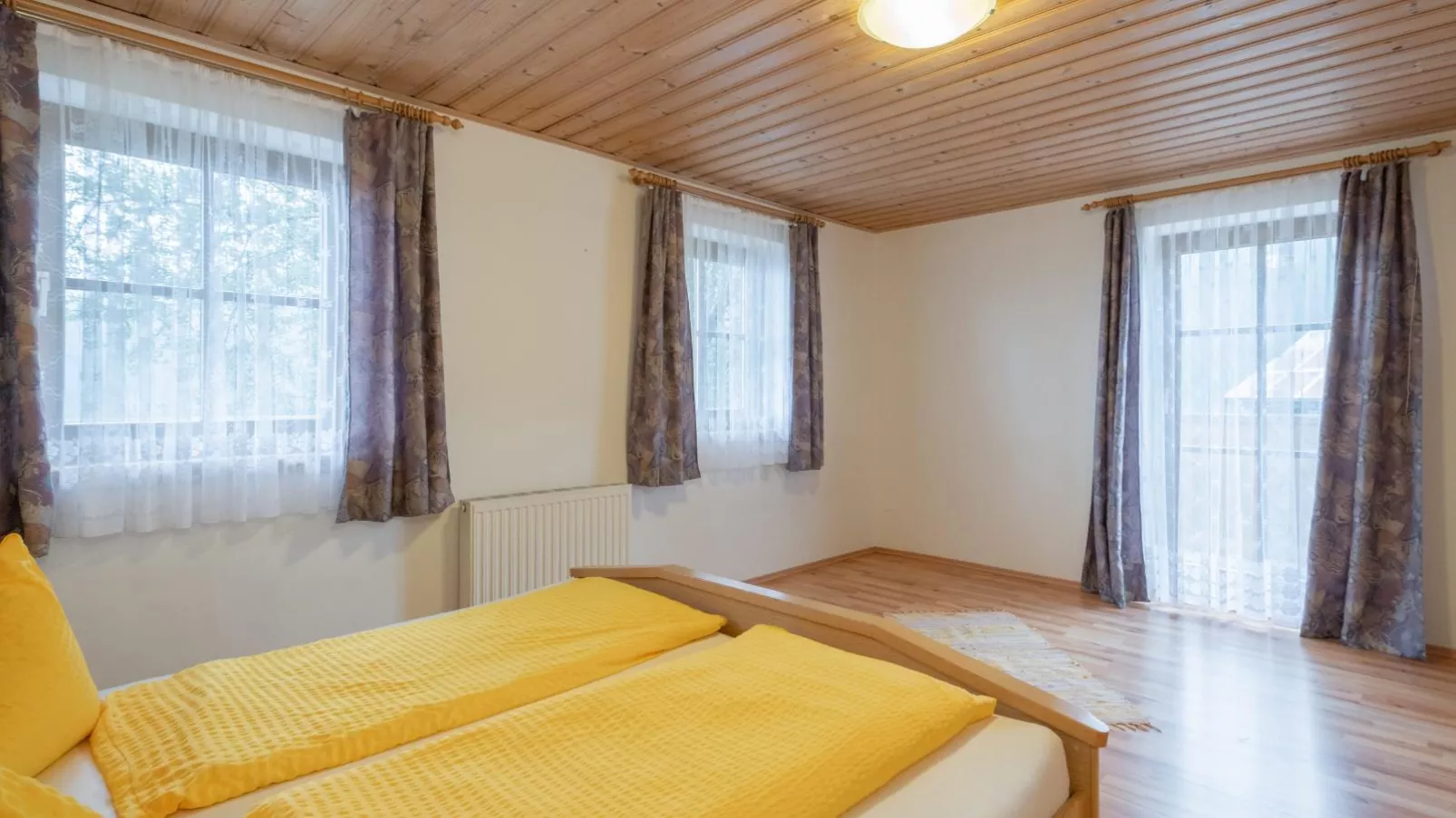 Haus Durchegg OG-Bedroom