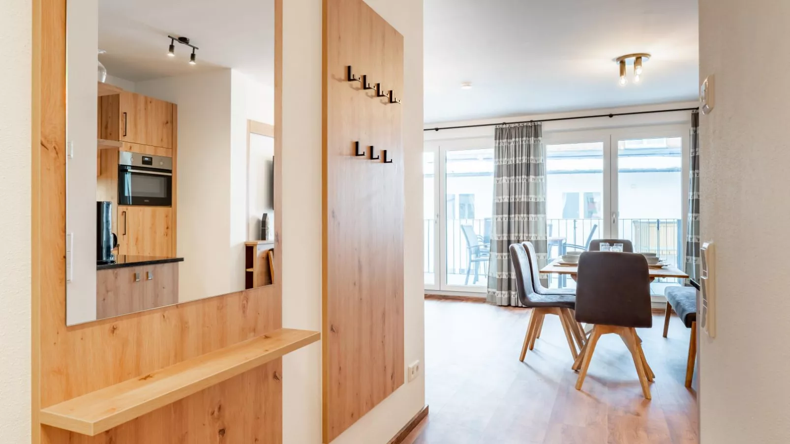 Falken Suites TOP 3-Reception hall