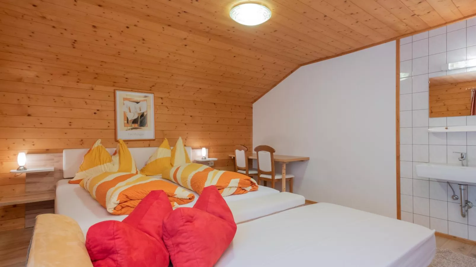 Haus Durchegg OG-Bedroom