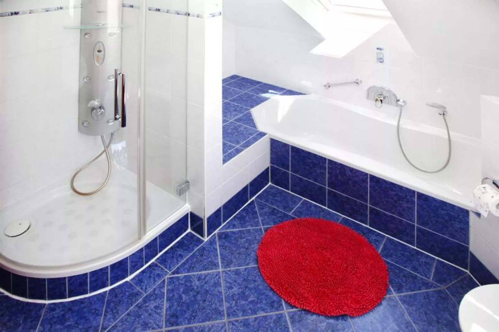 Adler 145 qm-Bathroom