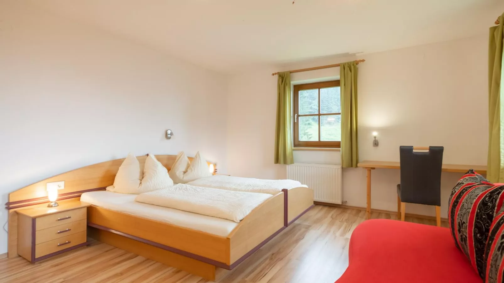 Haus Durchegg OG-Bedroom