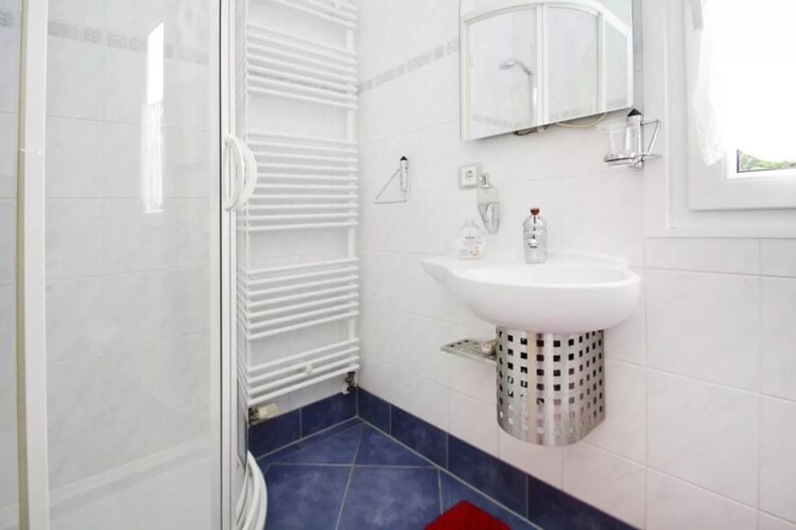 Adler 145 qm-Bathroom