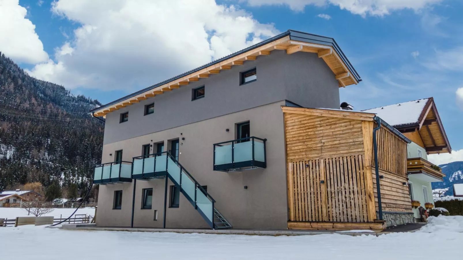 Michaela-Exterior winter