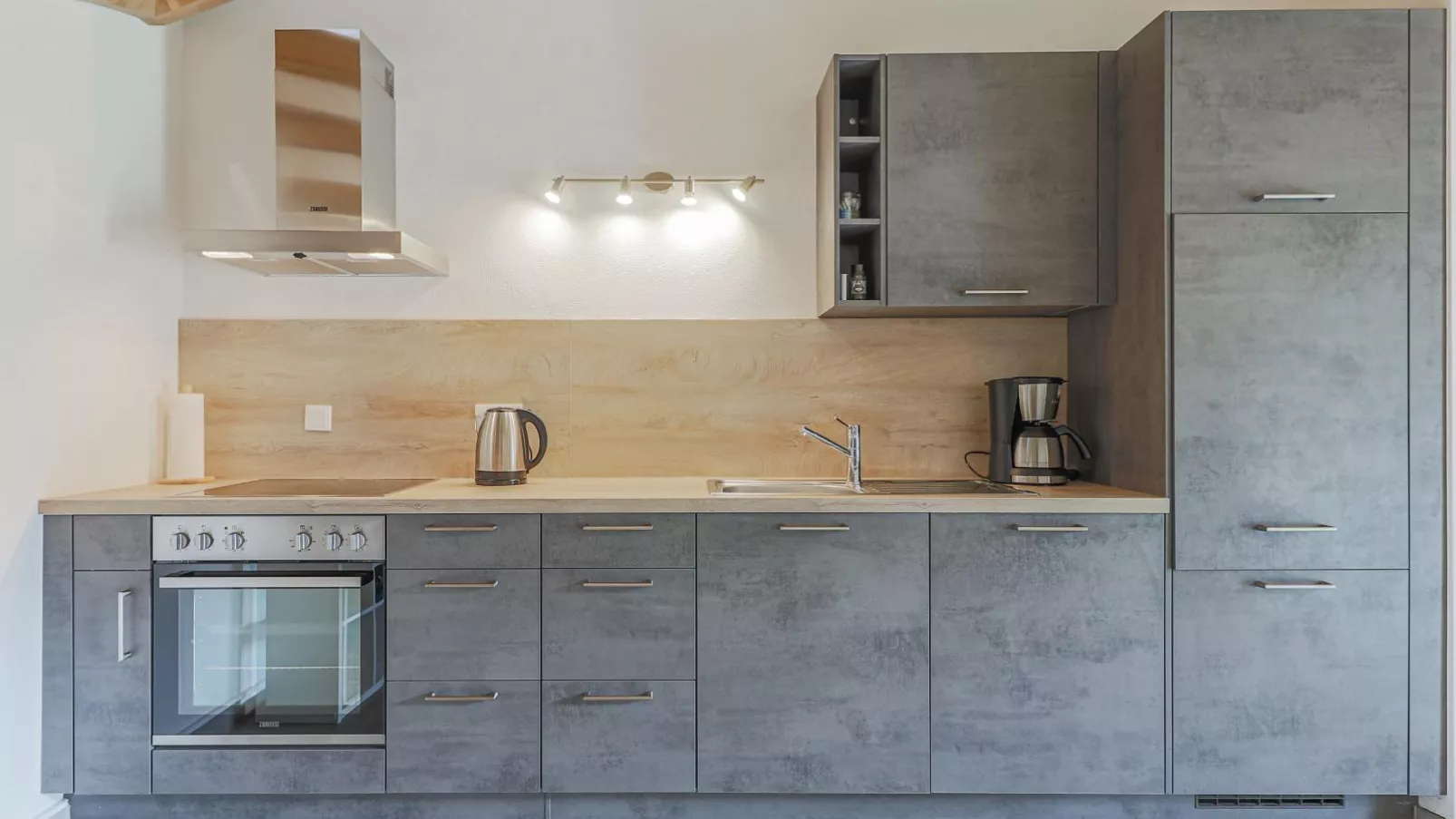 Michaela-Kitchen