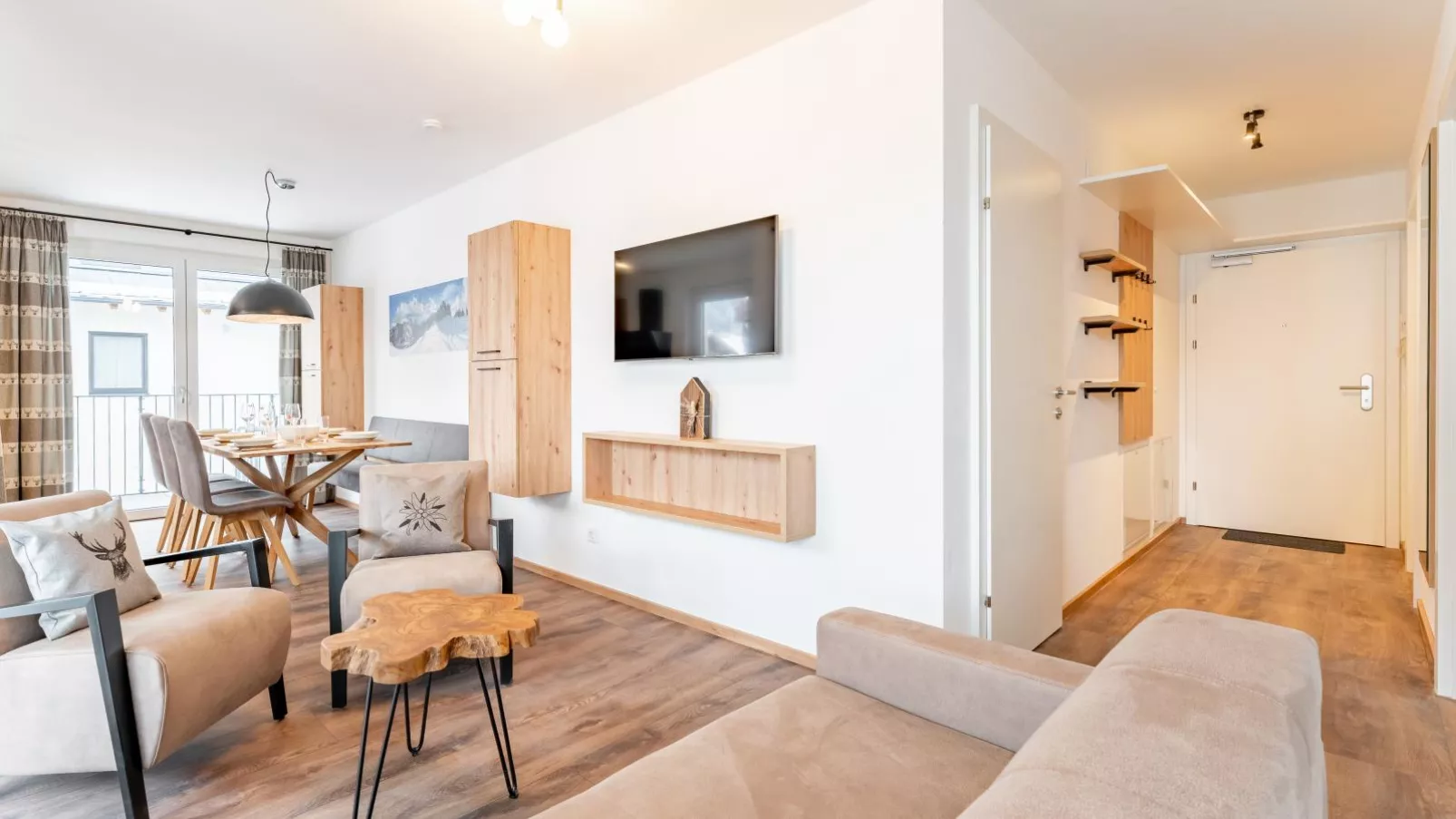 Falken Suites TOP 5-Living room