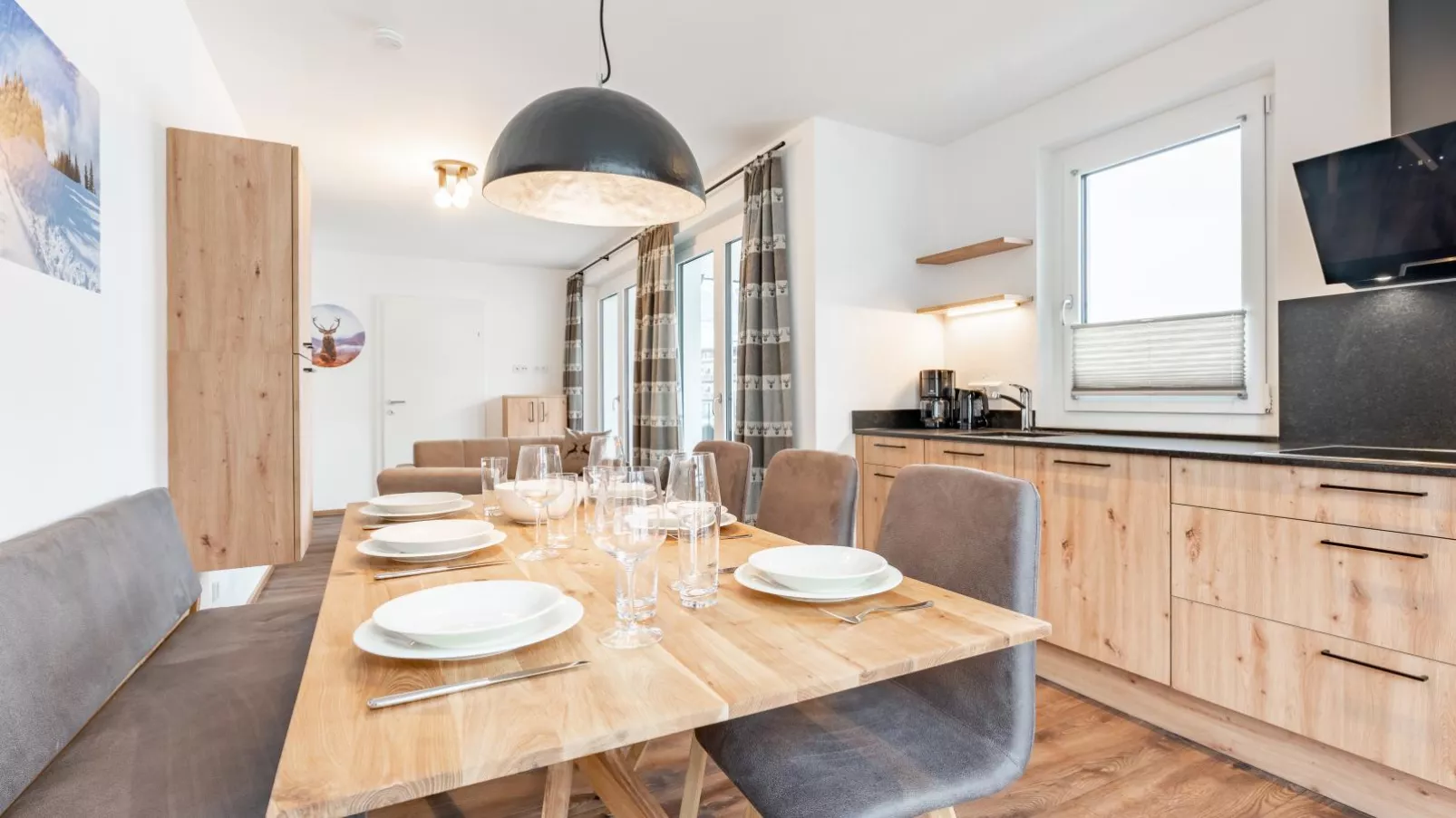 Falken Suites TOP 5-Dining room