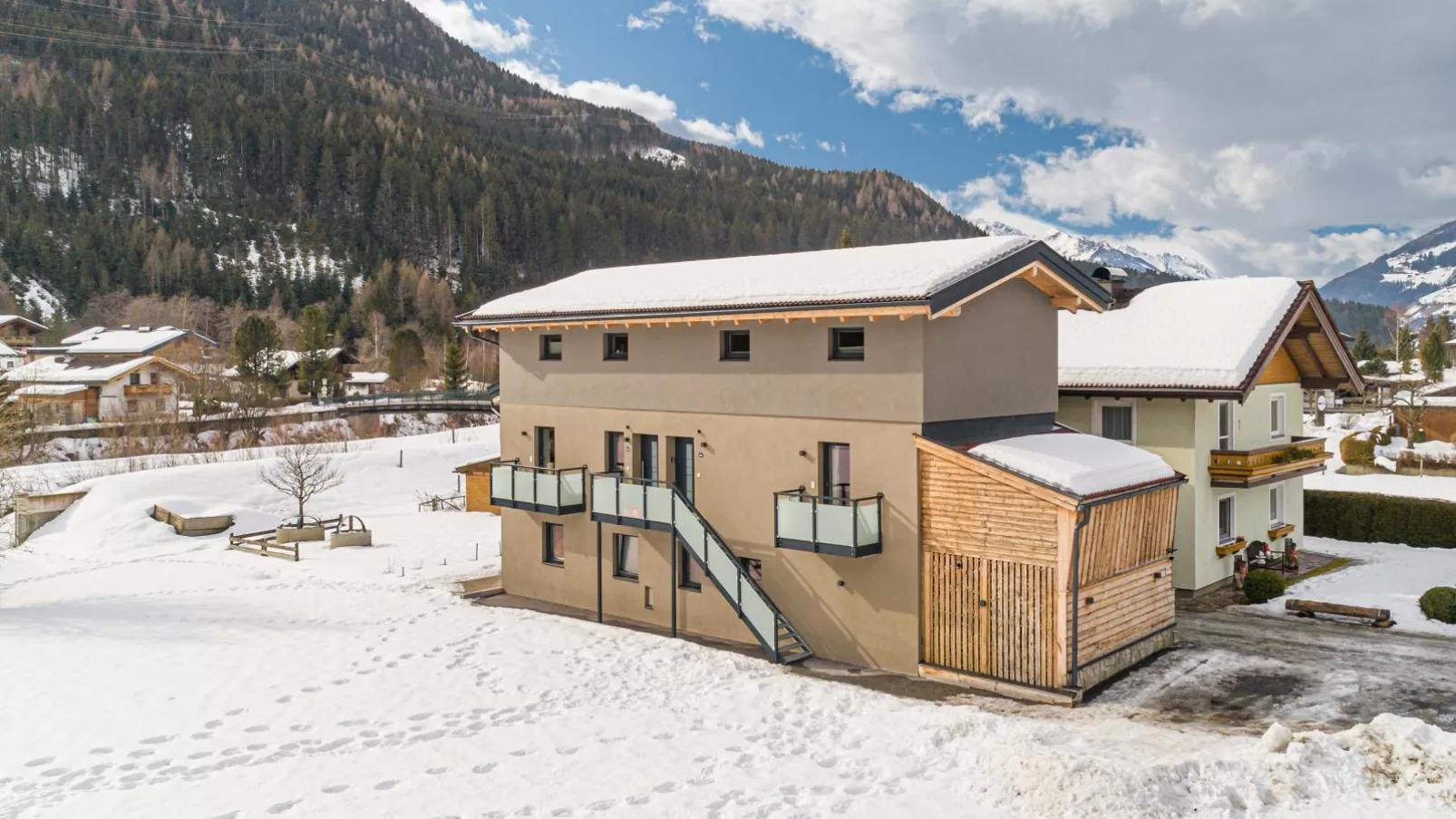 Michaela-Exterior winter