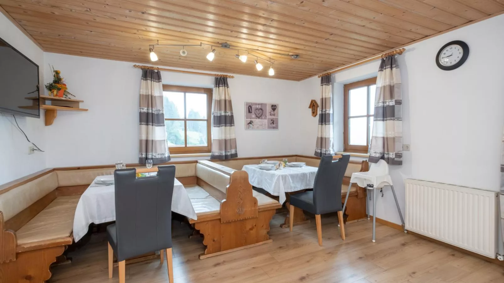 Haus Durchegg UG-Salle à manger