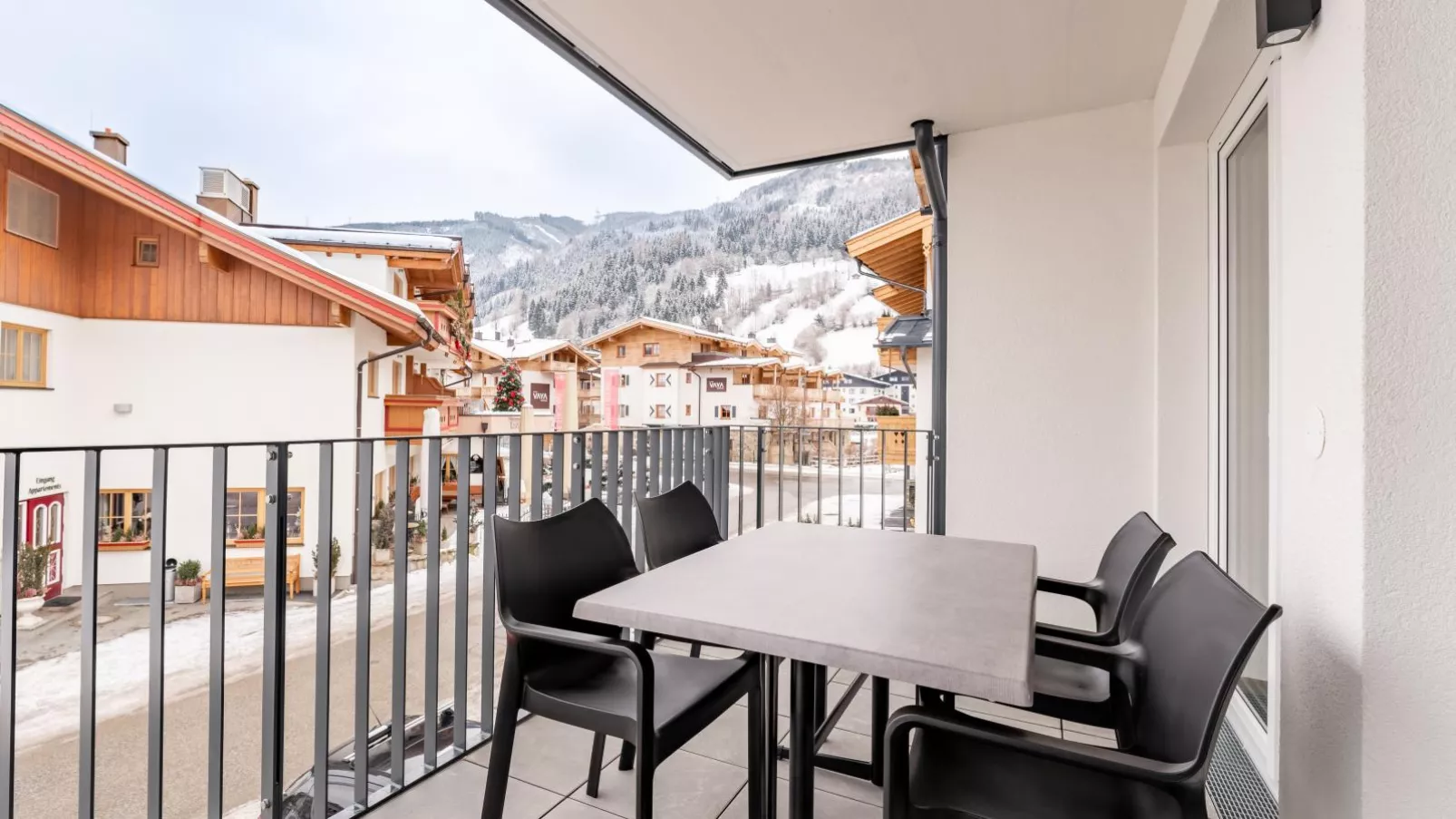 Falken Suites TOP 5-Terrace balcony