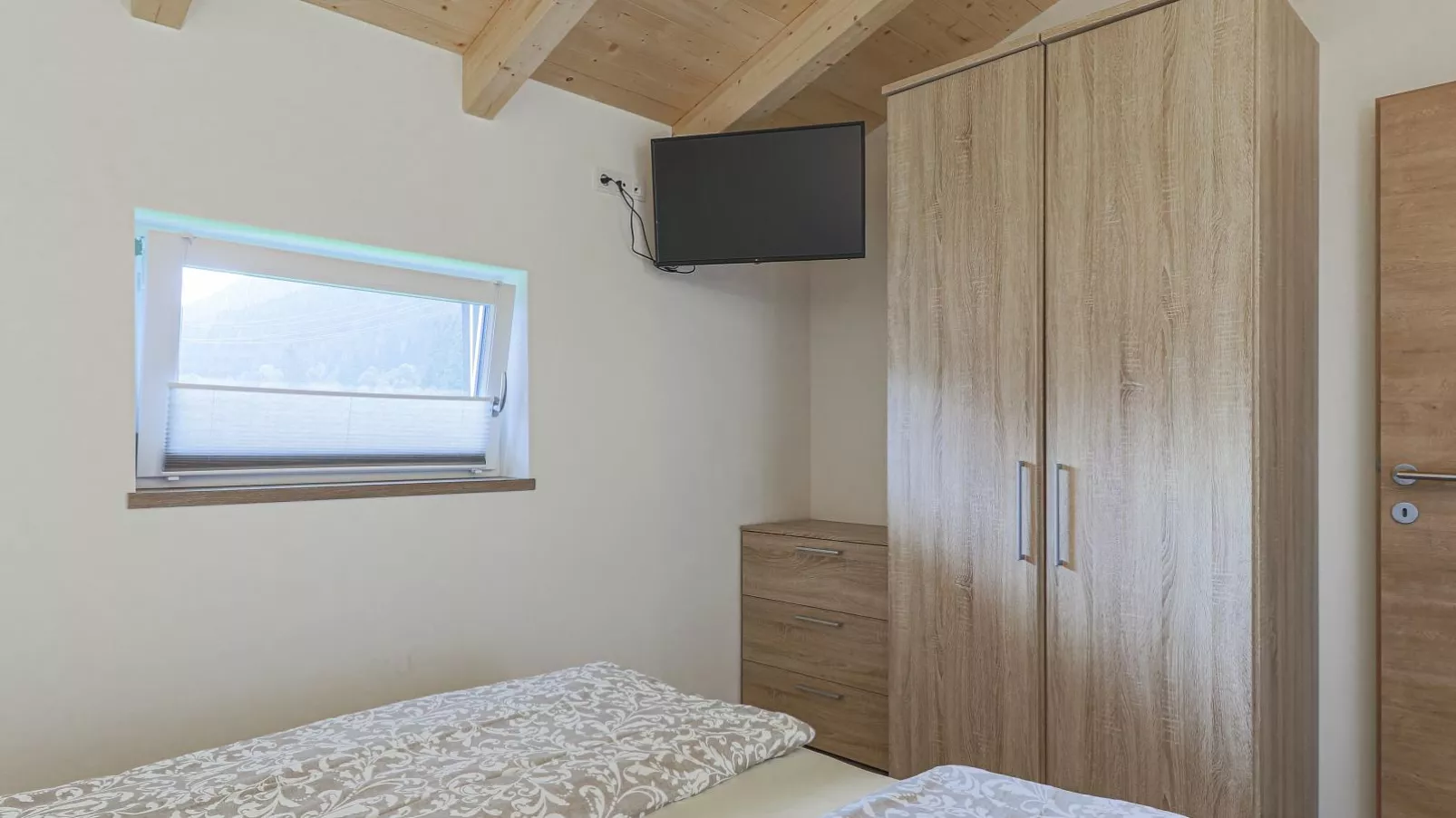 Michaela-Bedroom