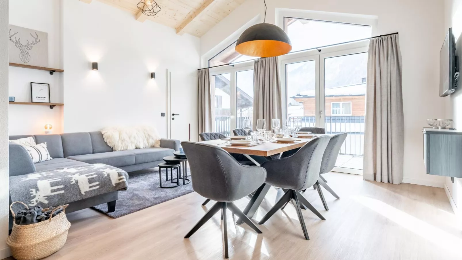 Falken Suites TOP 6-Dining room