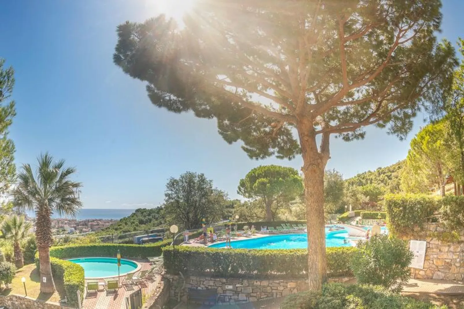 Ferienanlage Villaggio Colombo Andora Typ VT4 / V4-Pool